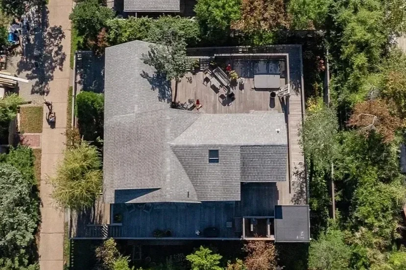833 Evergreen