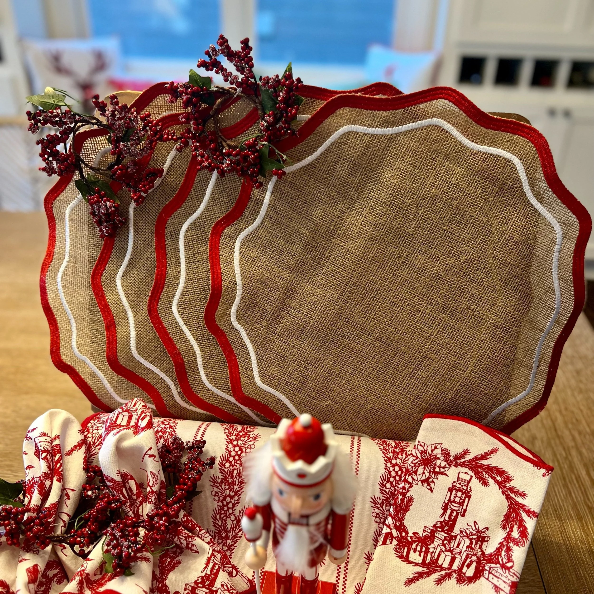 Christmas Burlap Scalloped Placemat with Red and White Embroidery (Set