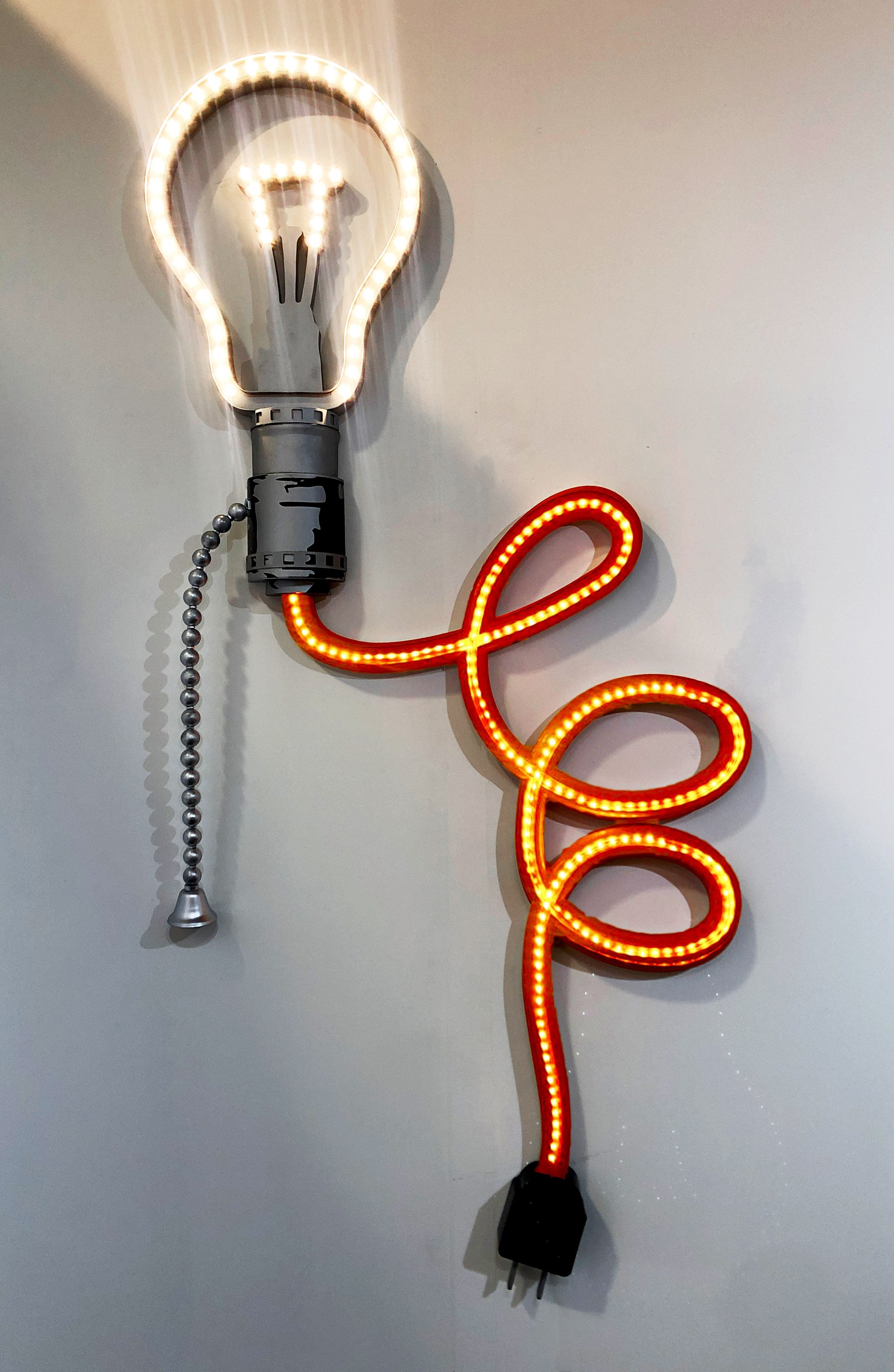 ©2021-charlie-hewitt.lightbulb2.jpg