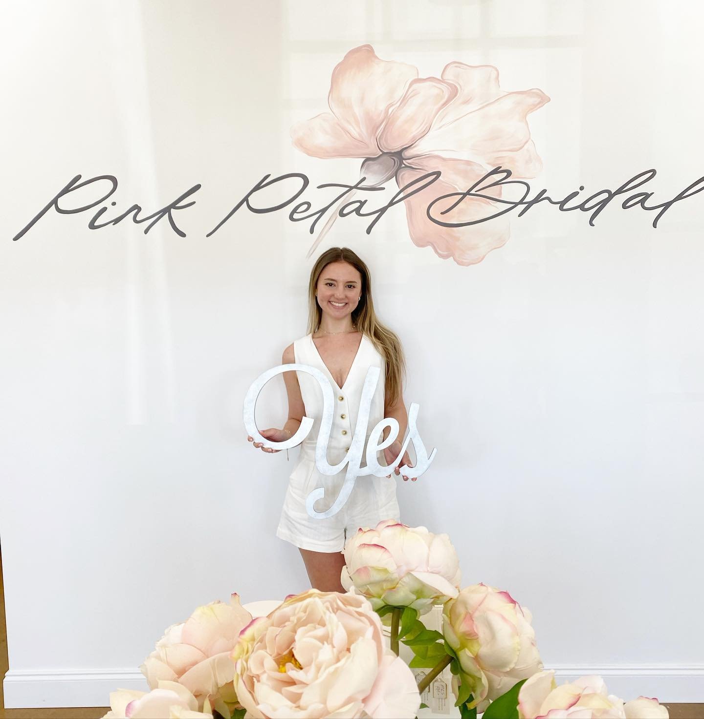 Congratulations Amanda!! You said &ldquo; YES&rdquo; to your dream dress!! I am so excited for you💗💗💗
.
.
#pinkpetalbride #isaidyestothedress #bride2025 #wedding2025 #dreamdress