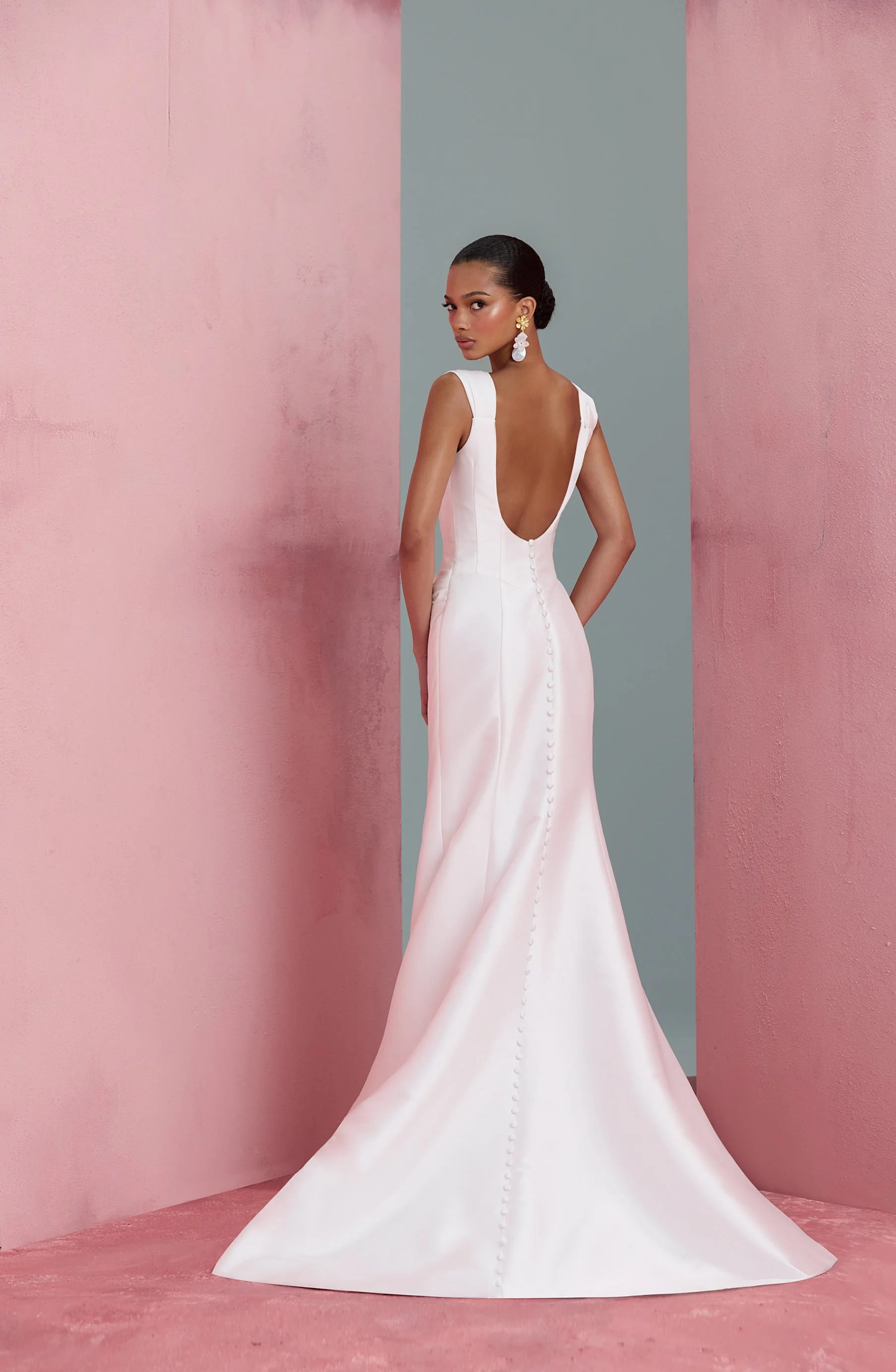 sylvia-anne-barge-wedding-dress1.jpg