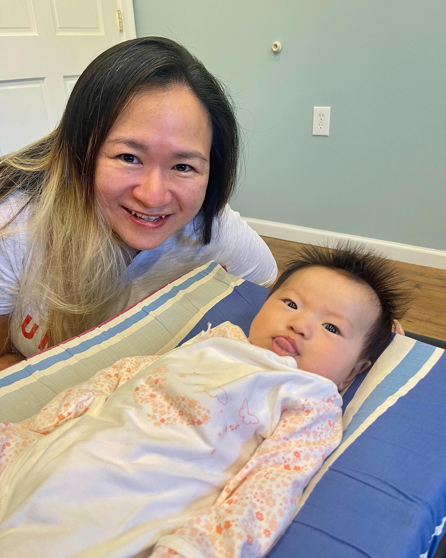 ❤️Mommy-Daughter❤️ time at the Chiro 🙌🏻#adjustments #chirobaby #balancedbody #healthylifestyle #webstertechnique #healthyliving