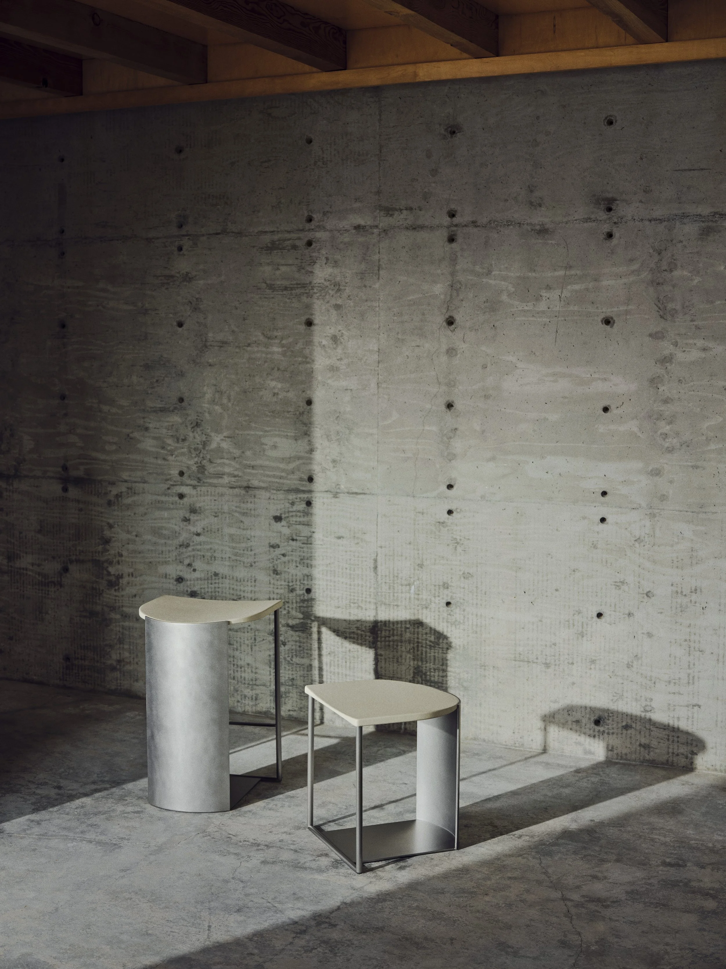 R512_NA_Shot11_FW25_DR_Subhero_3_Calder-Counter-Stool_1422_FNL.jpg