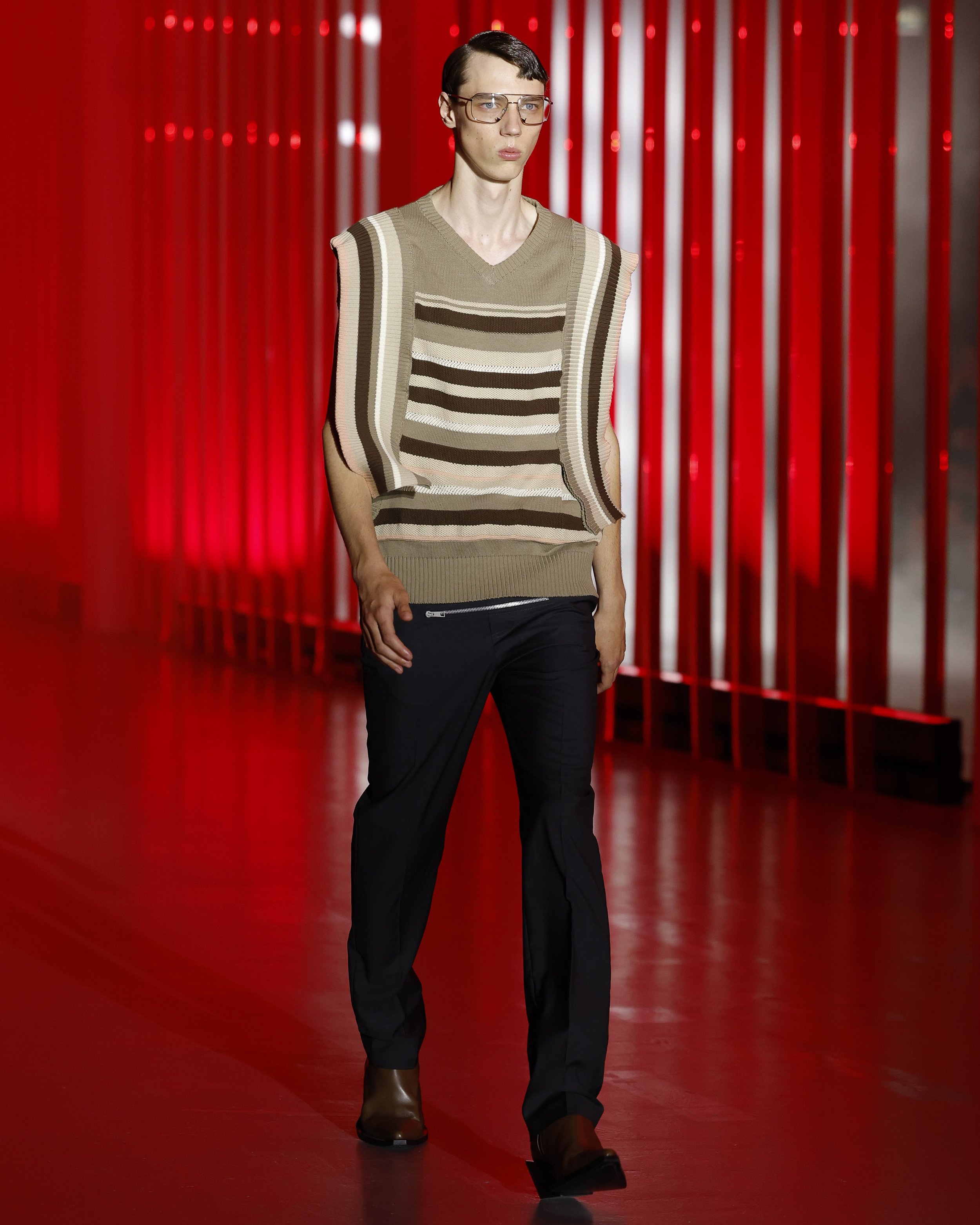 LOOK 15.jpg