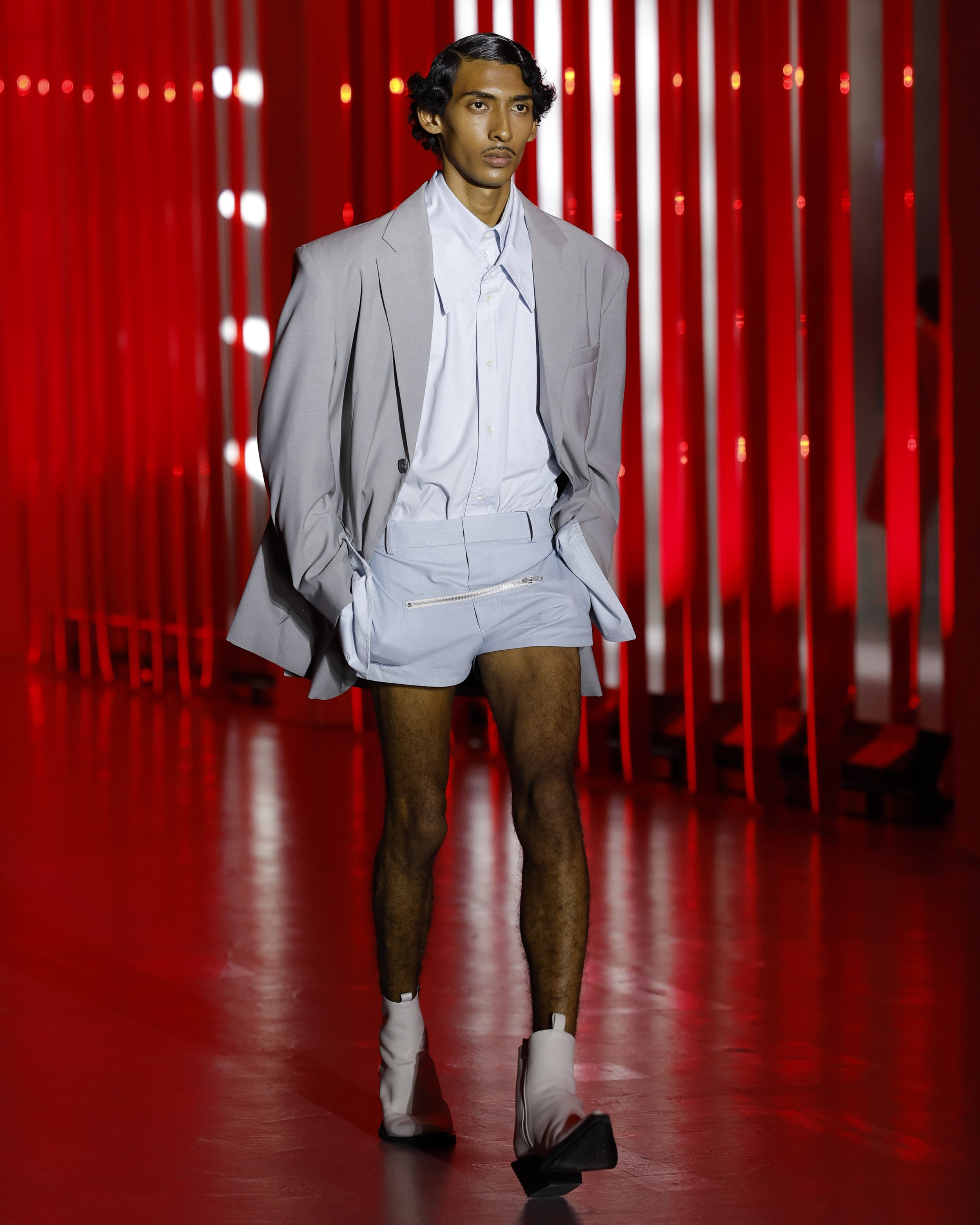 LOOK 35.jpg
