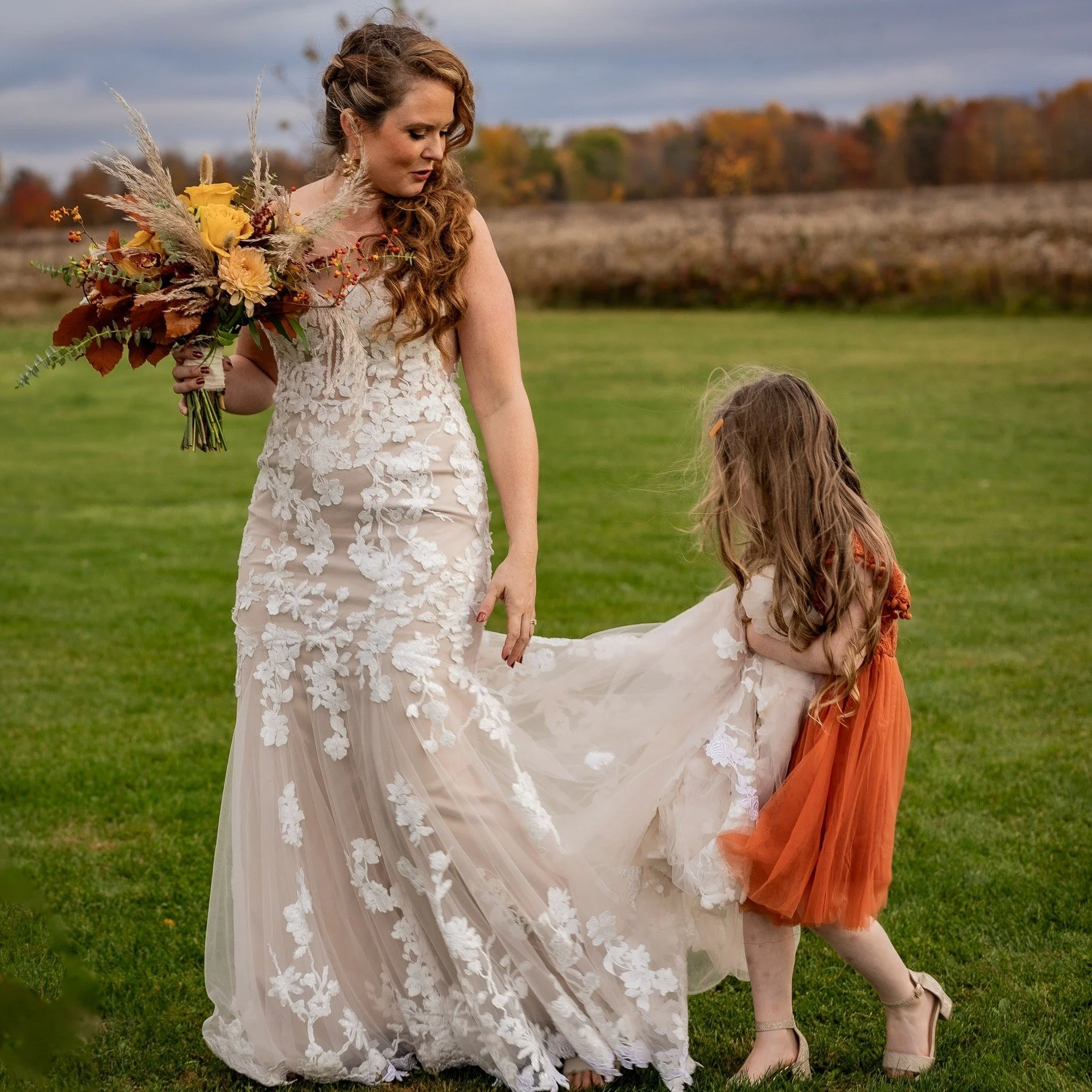 All love belongs here. If you&rsquo;re in love, you&rsquo;re in the right place. Also special shout-out to @blushcustomweddings for the floral art obsession🤩 #loveisloveislove #clevelandweddingplanner