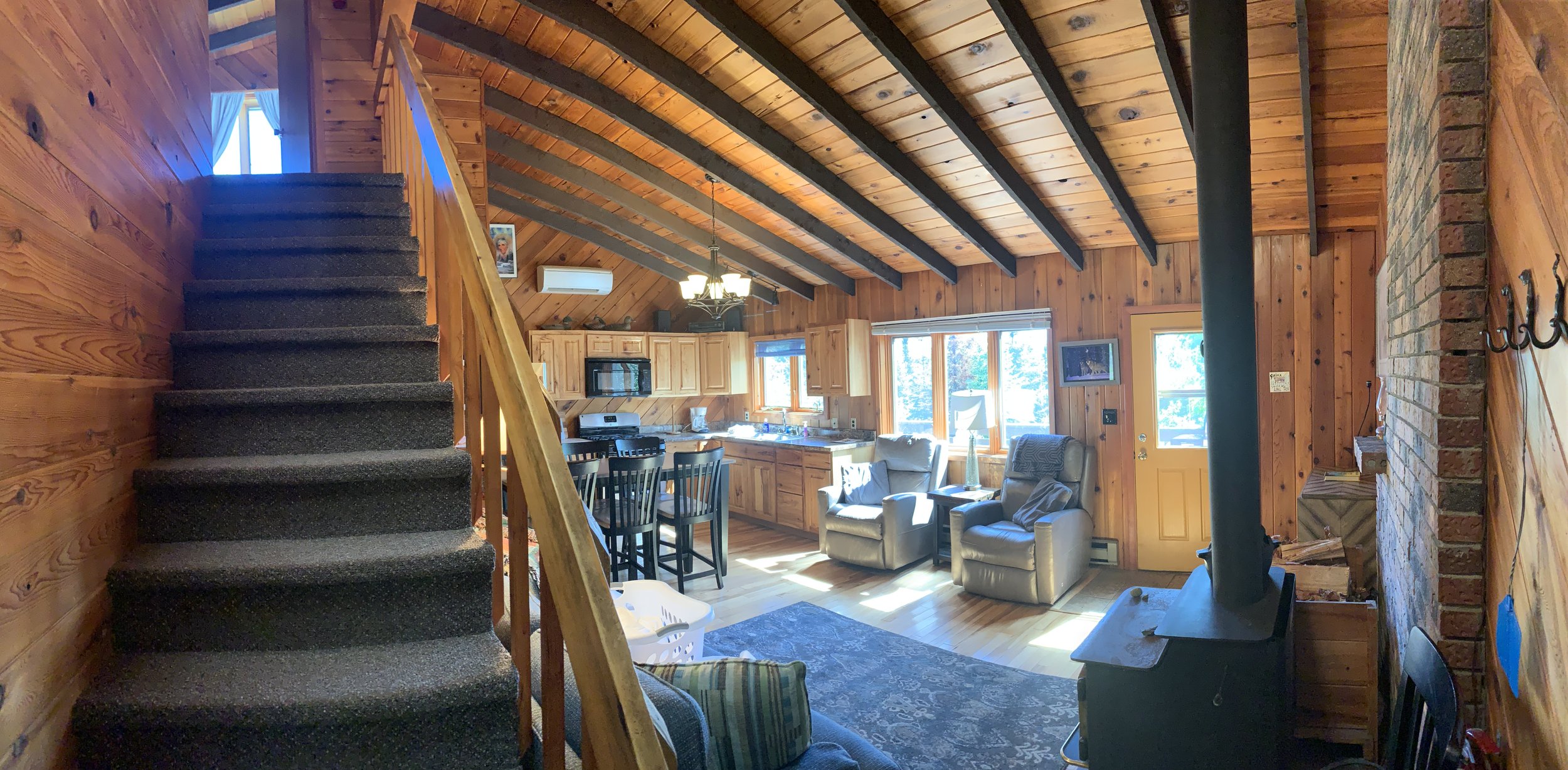 Sun & Snow Main Room