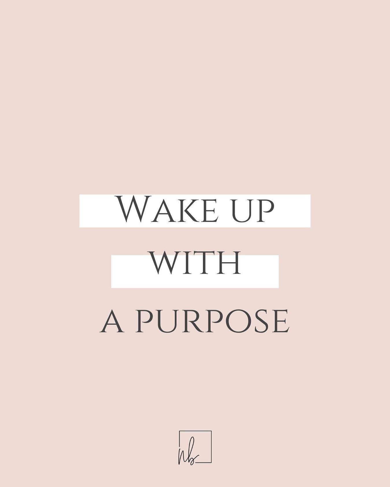 Mama&rsquo;s ⚡️

I would LOVE to know&hellip;. 

What makes you jump out of bed in the morning? 

What get&rsquo;s you excited? 

If we throw out the to-do lists and the &ldquo;should&rsquo;s&rdquo; &hellip; what do you really love doing? What lights