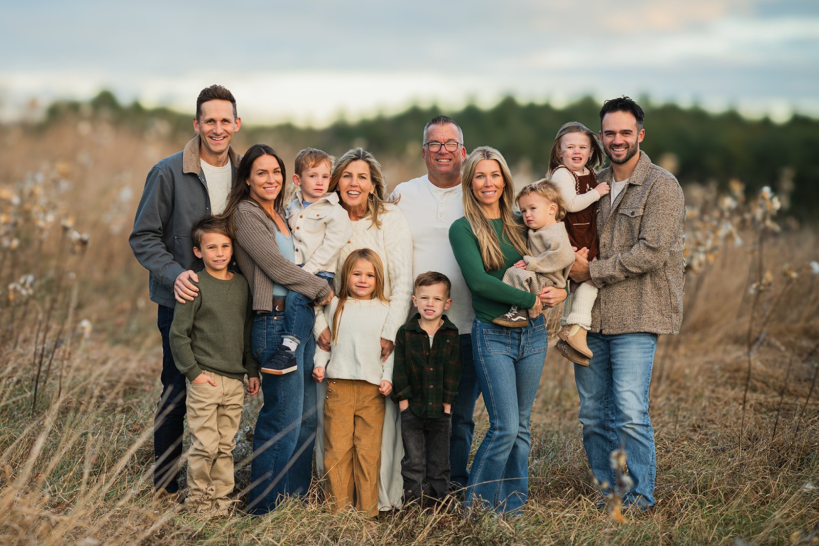 Generational family photo in Maine
