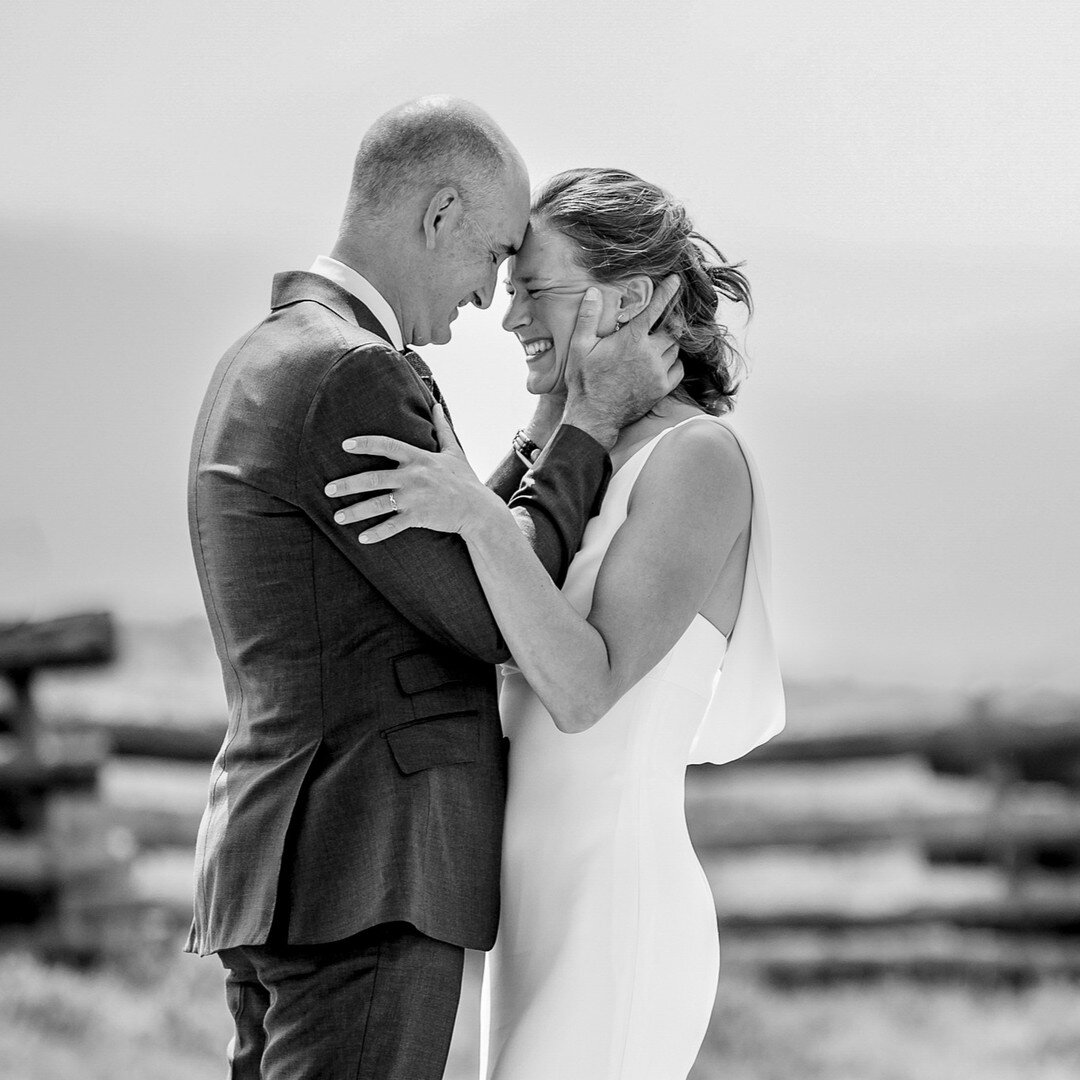 I LOVE capturing the raw emotion during first looks!
.
.
.
.
.
.
.
.
.
#firstlook #firstlookwedding #firstlooks #reveal #weddingreveal #bridereveal #redfishlakewedding #redfishlake #stanleyidaho #stanleyid #stanleyidahosawtooths #sawtoothmountains #b