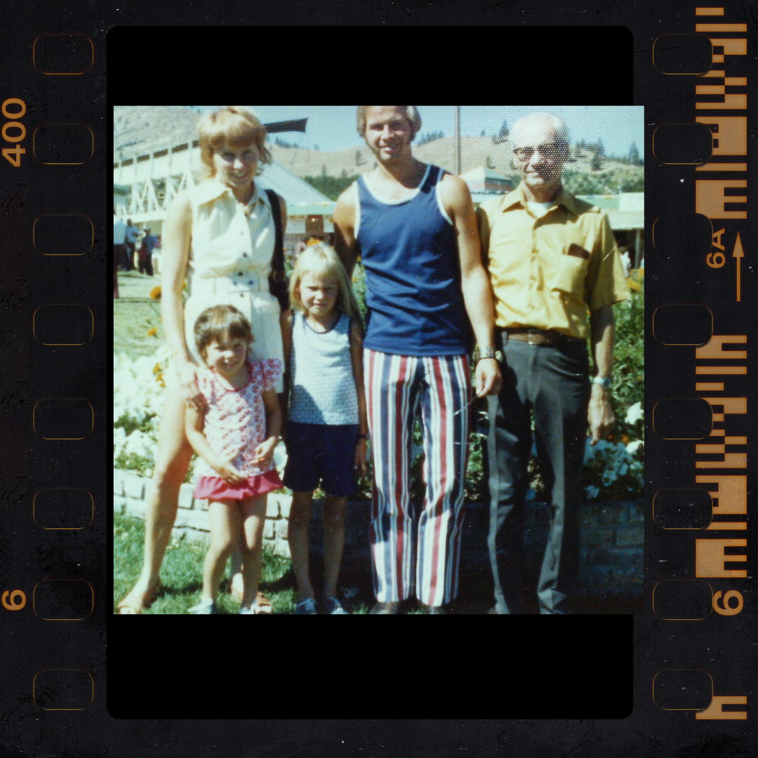 Meet Kate's "boat" - Mom, Franny, me, Dad and Bumpa. And yes, Dad's pants are priceless!
