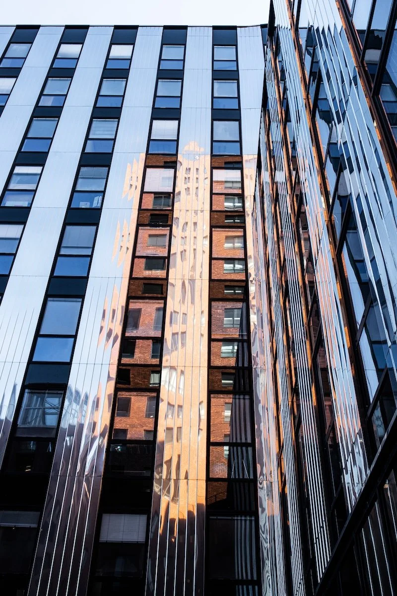 nantes-geometrie-urbaine-immeuble-reflet-francois-mougel.jpg.jpg