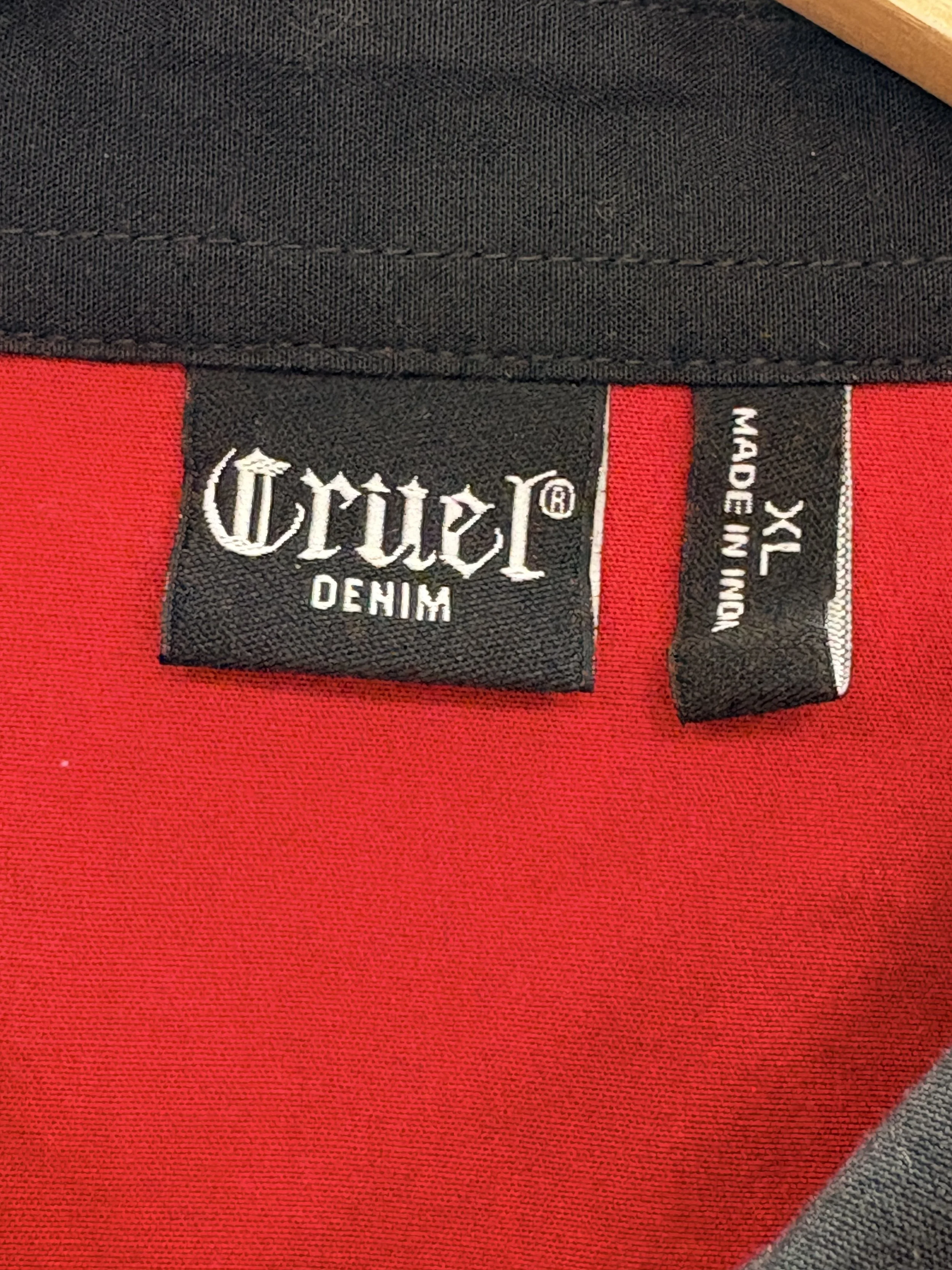 Red Rose Cruel XL Pearl Snap #4.jpg