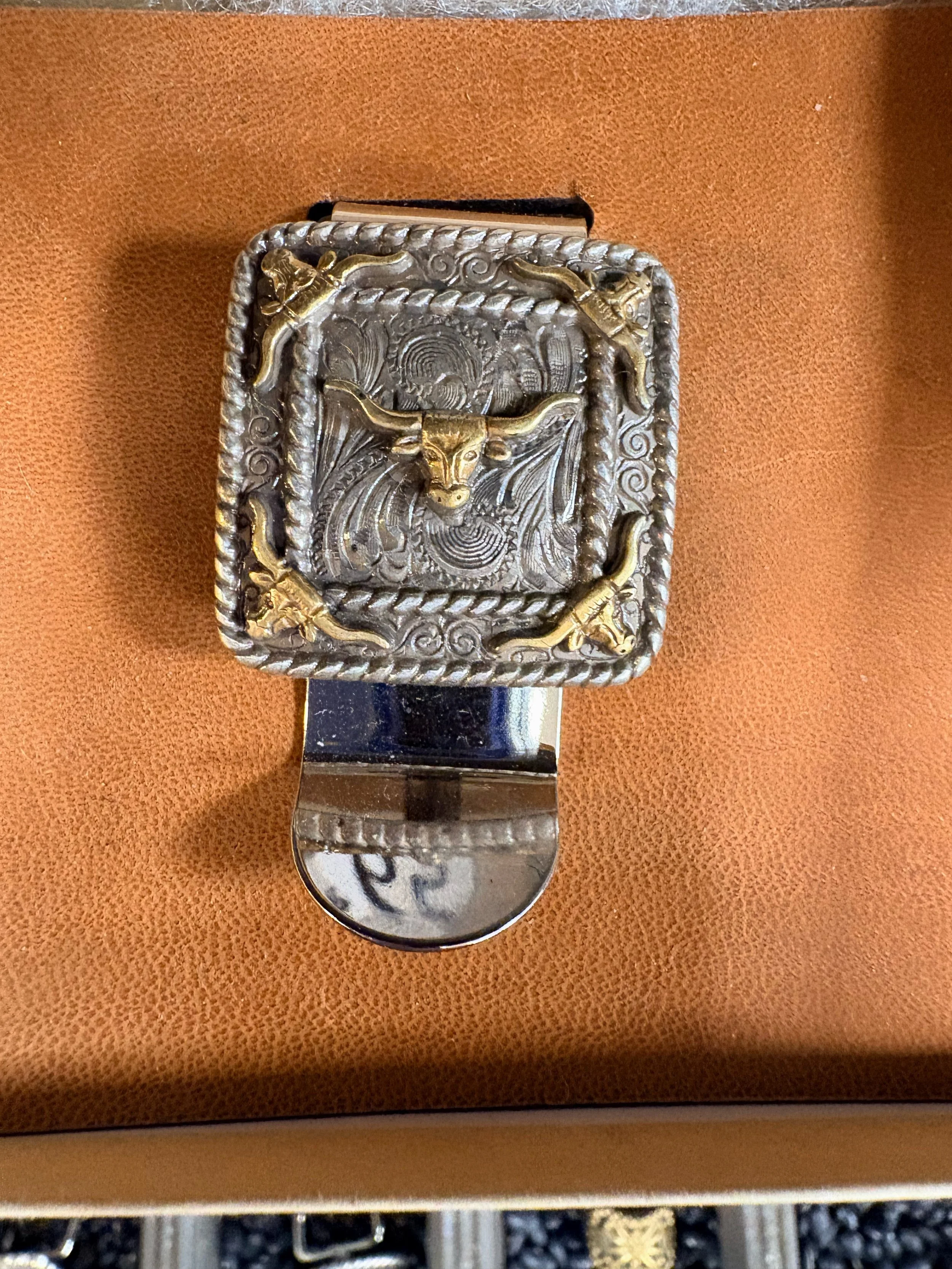 Gold Longhorn Money Clip.jpeg