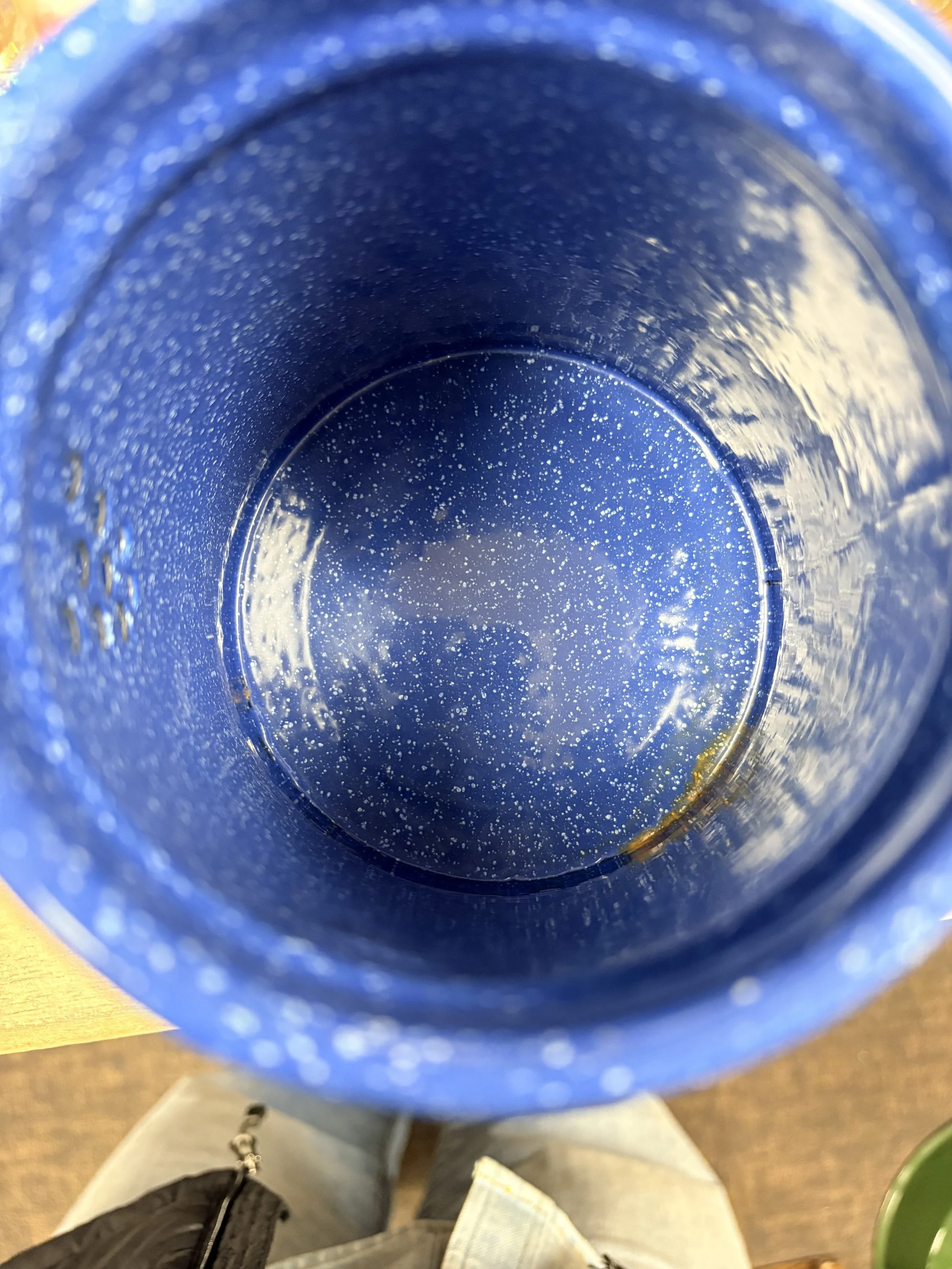 Vtg Blue Enamel Coffee Pot #3.jpg