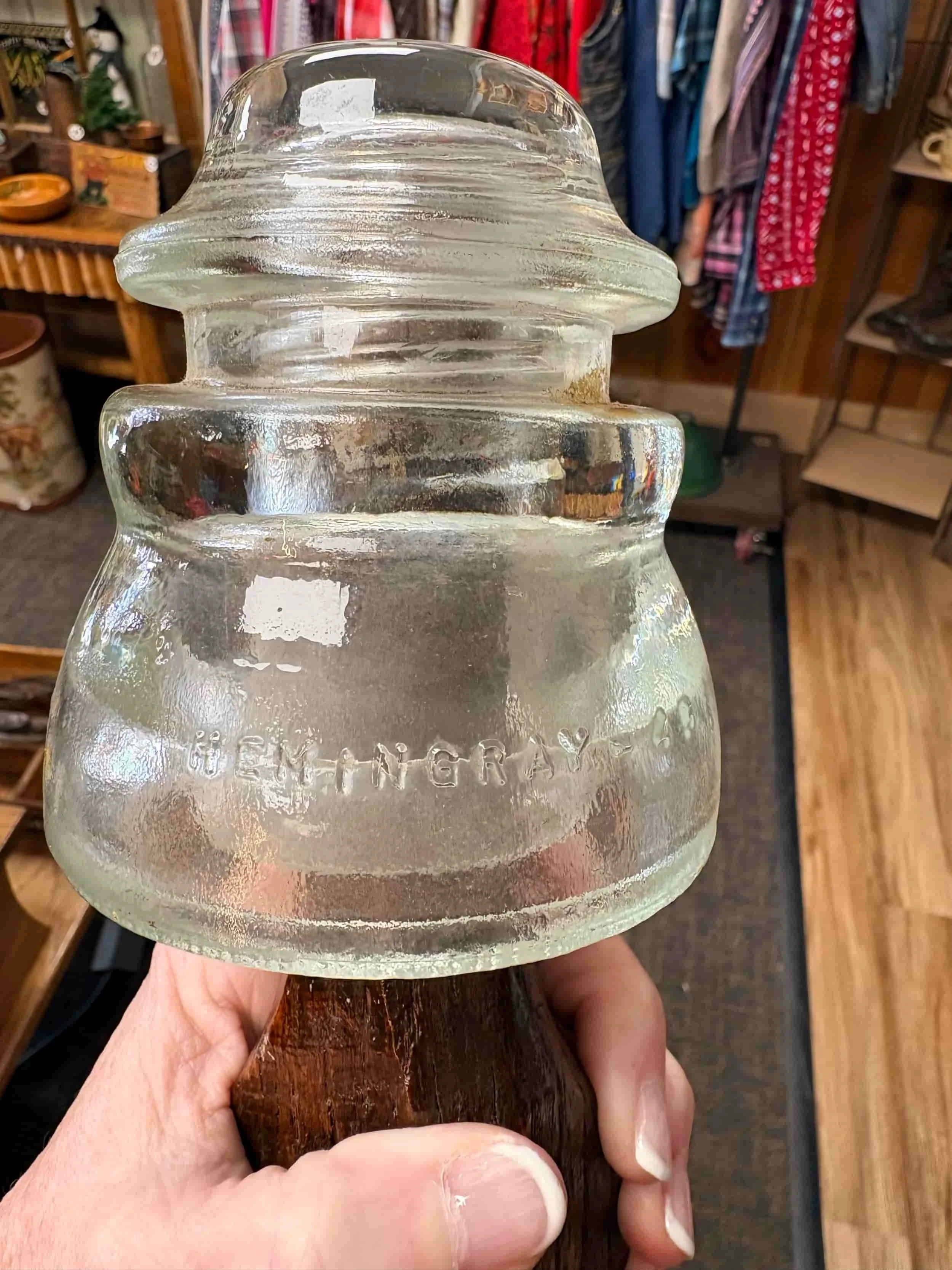 Vtg.+Hemingray+Insulator+%231_compressed.jpg