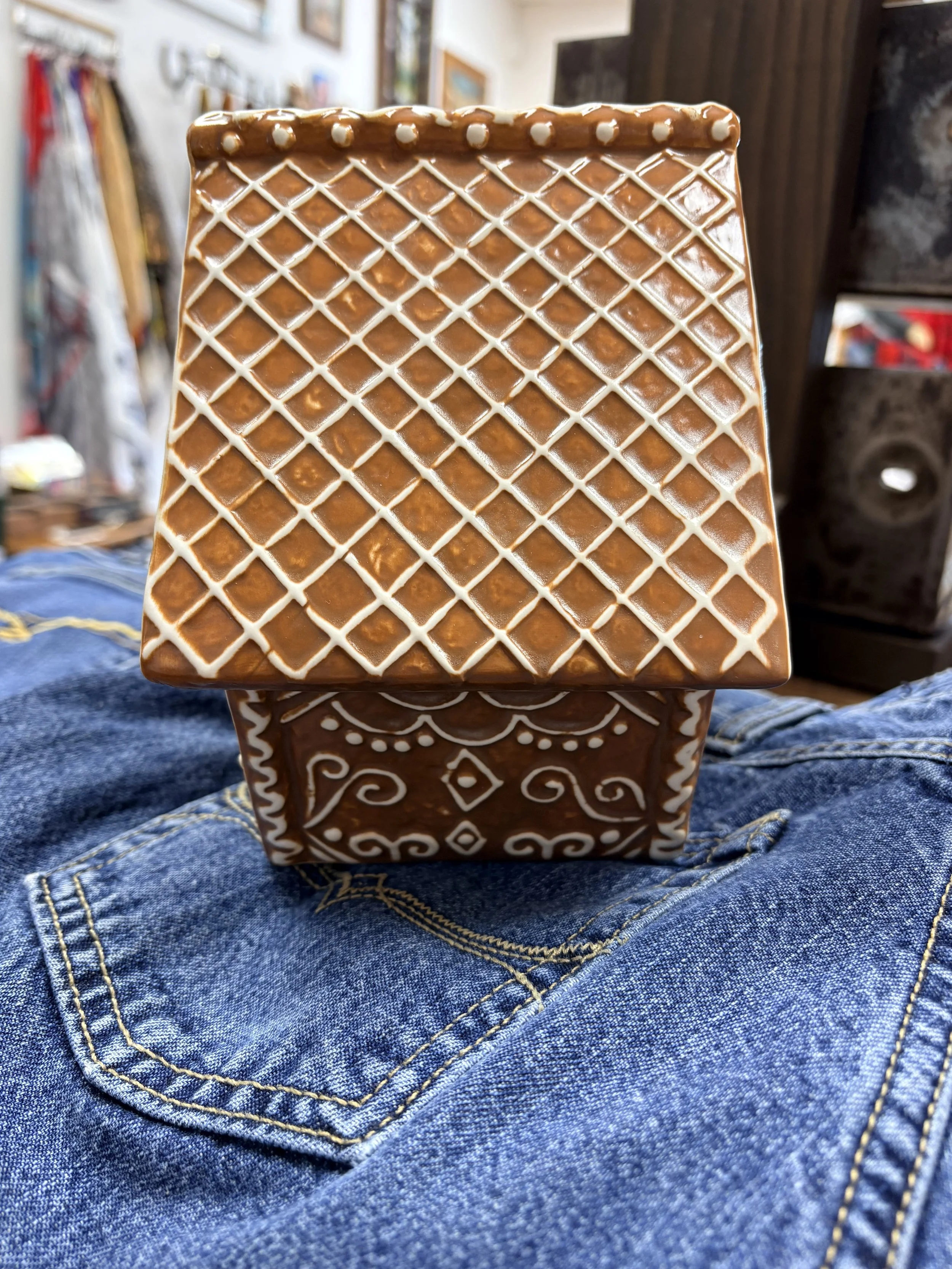 Pottery Barn Gingerbread House #4.jpg