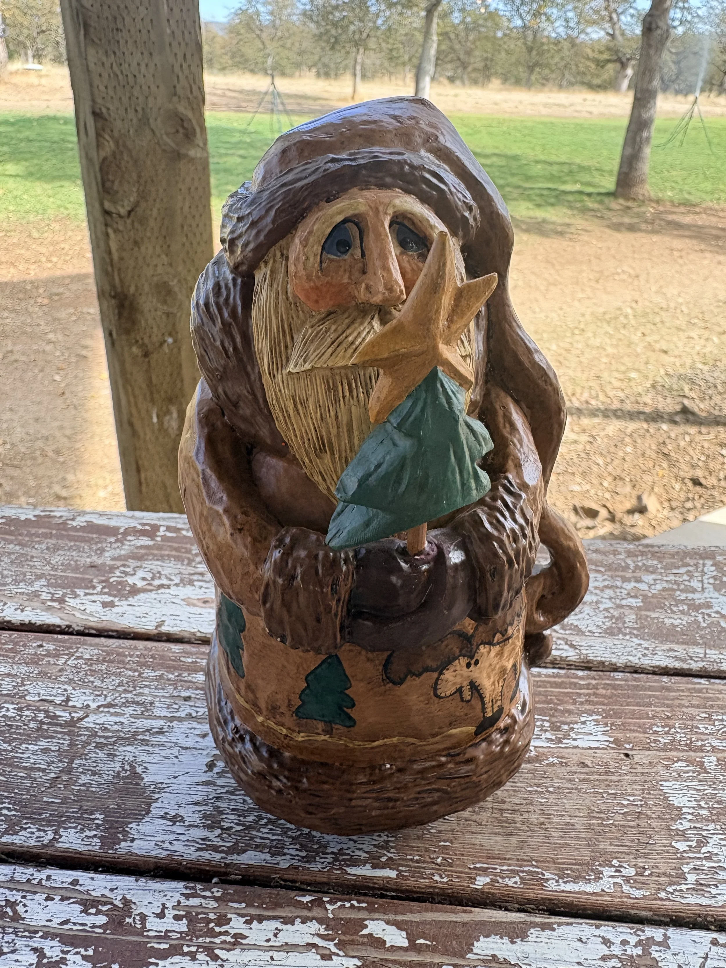 Folk Santa #1.jpg