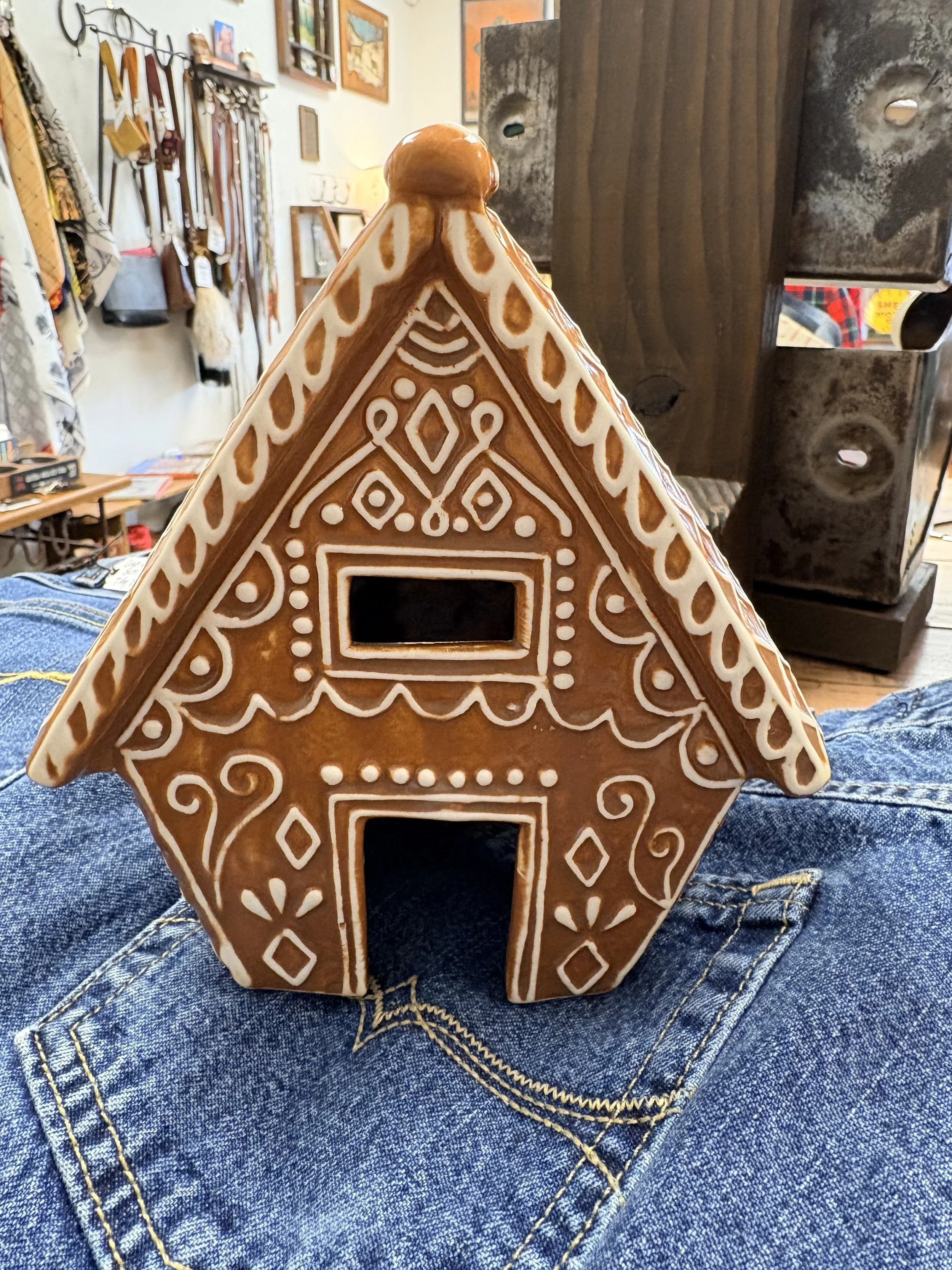 Pottery Barn Gingerbread House #1.jpg