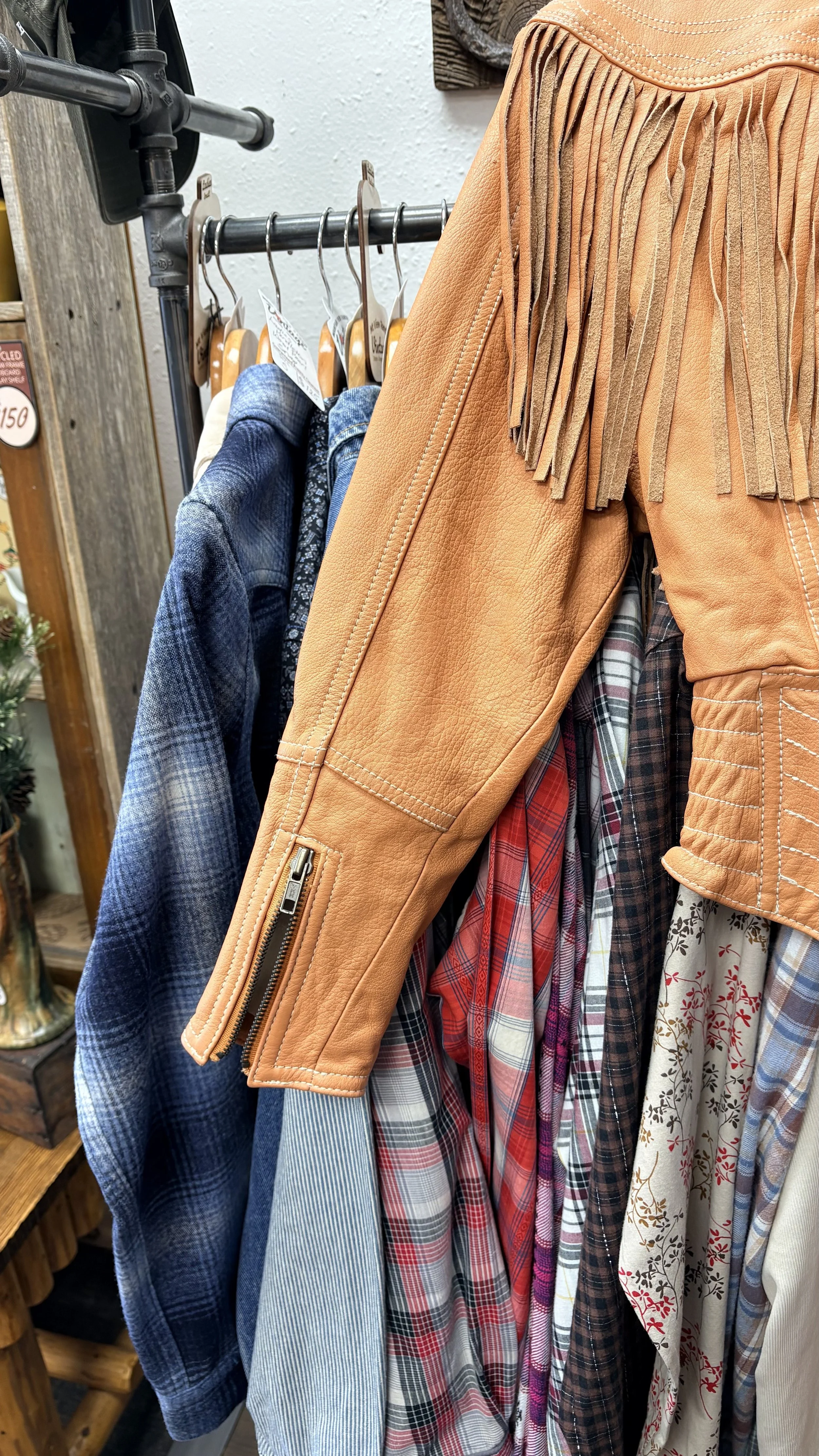 Lloyd's Leather #7.jpg