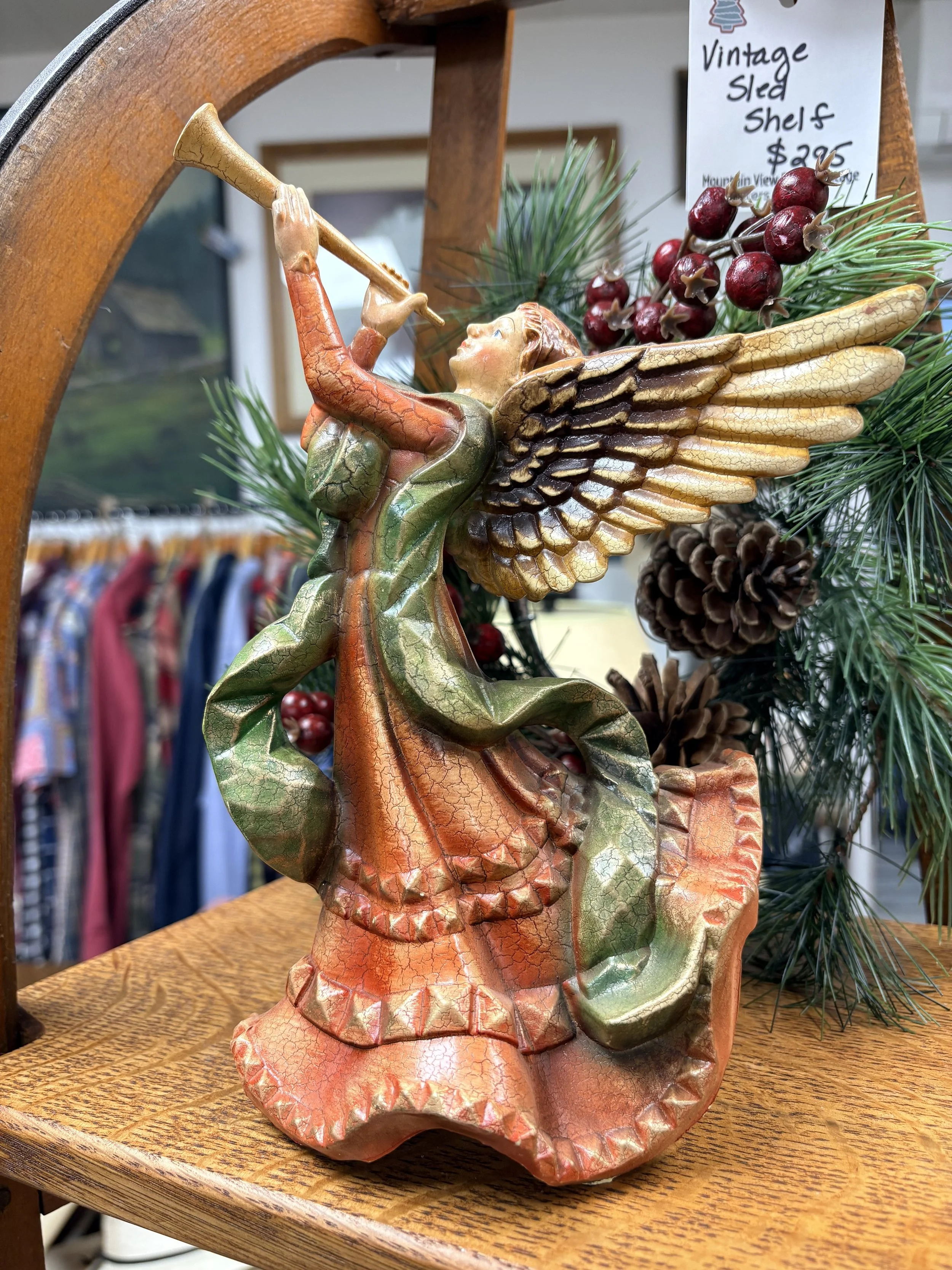 Vtg Hearlding Angel Tree Topper #1.jpg