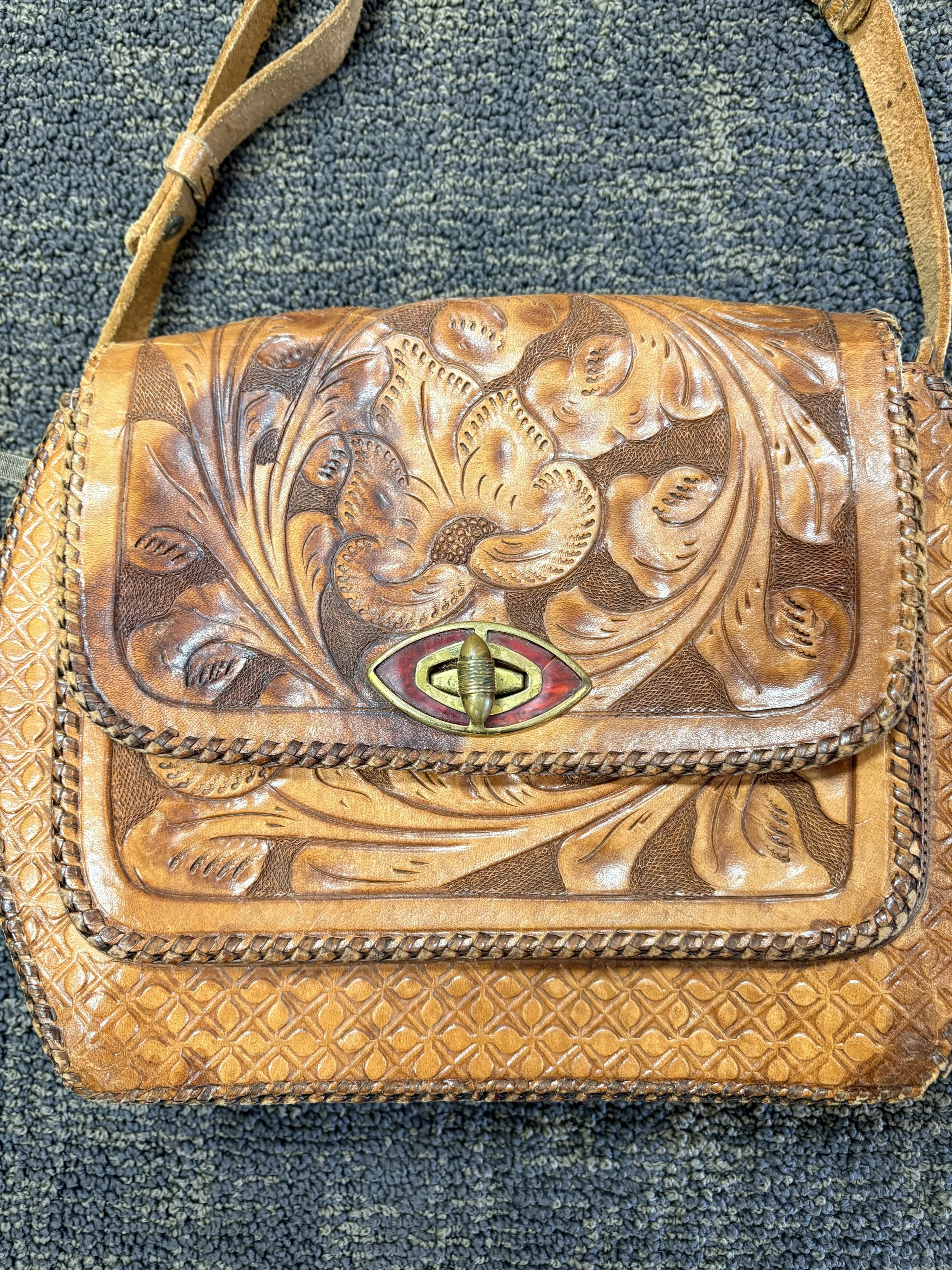 Vintage Tooled Purse #2.jpg