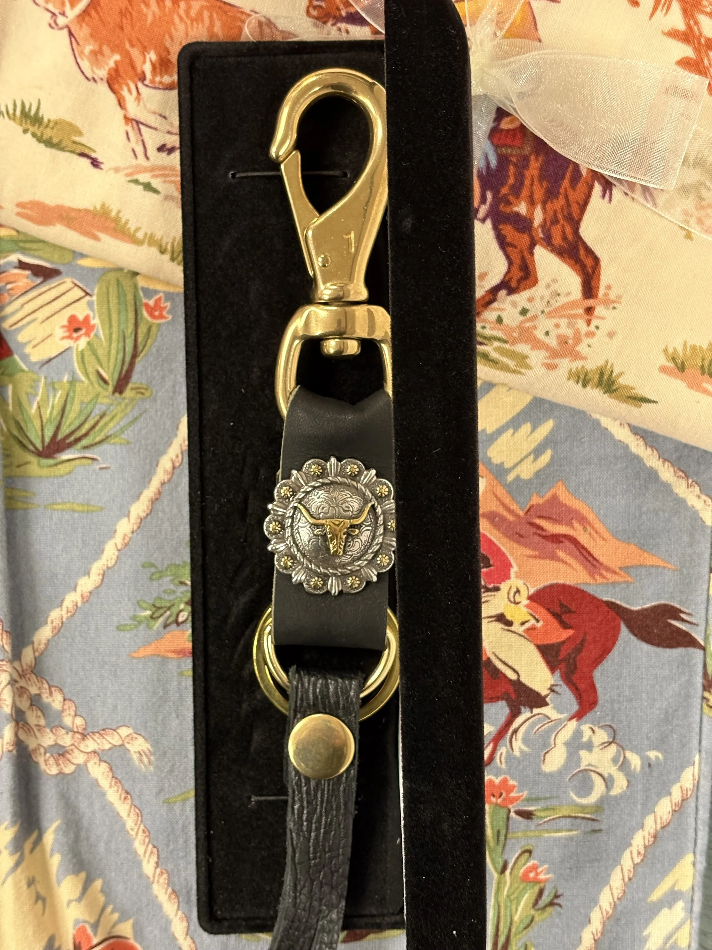 Longhorn Key Fob Gift Set | Brass and Black Leather