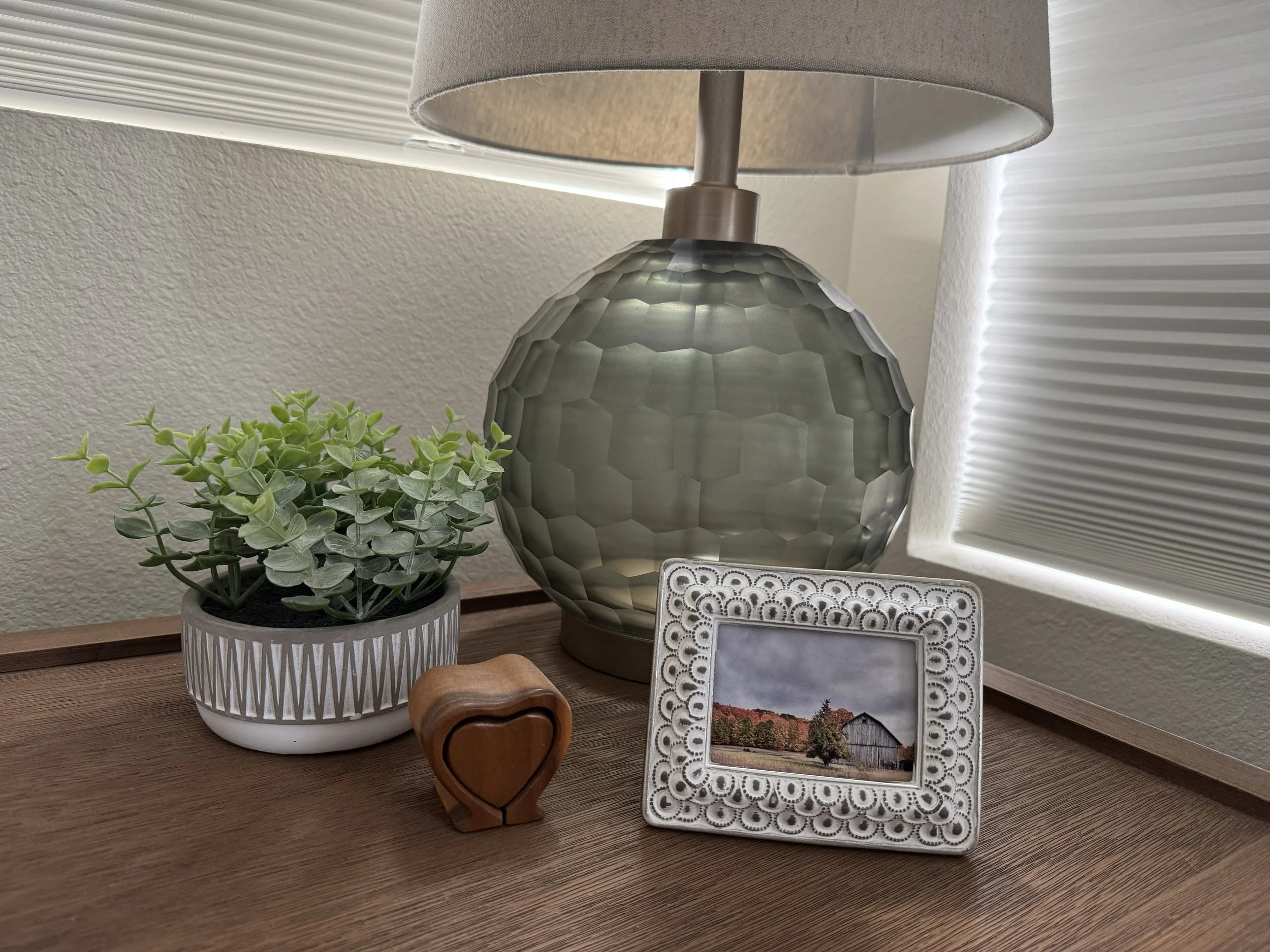 mich-barn-table frame.jpg