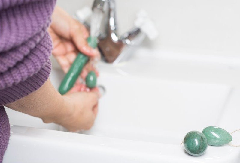yoni eggs, vaginal wellness tools, yoni eggs pelvic health