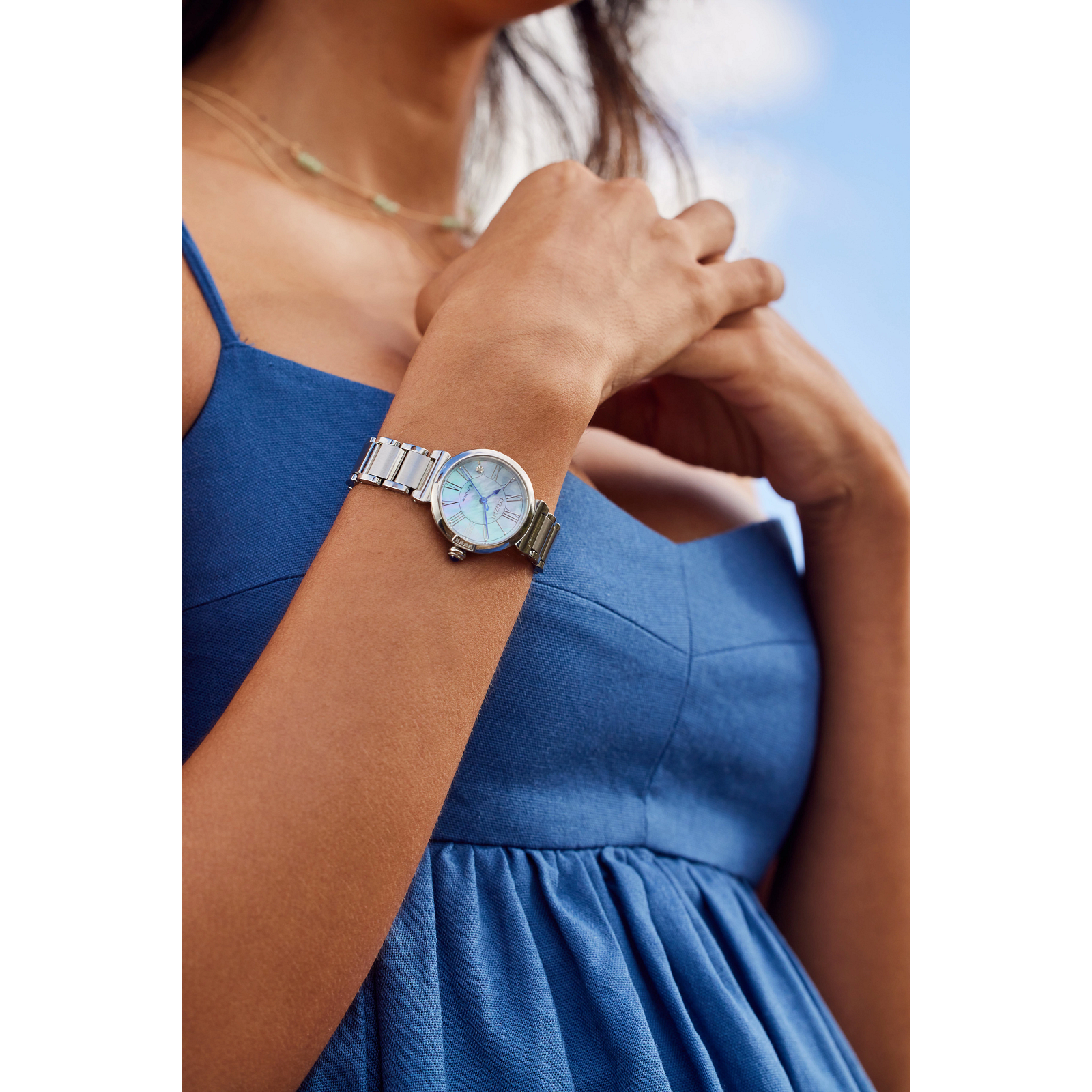 EM1060-52N_Lifestyle_1.png