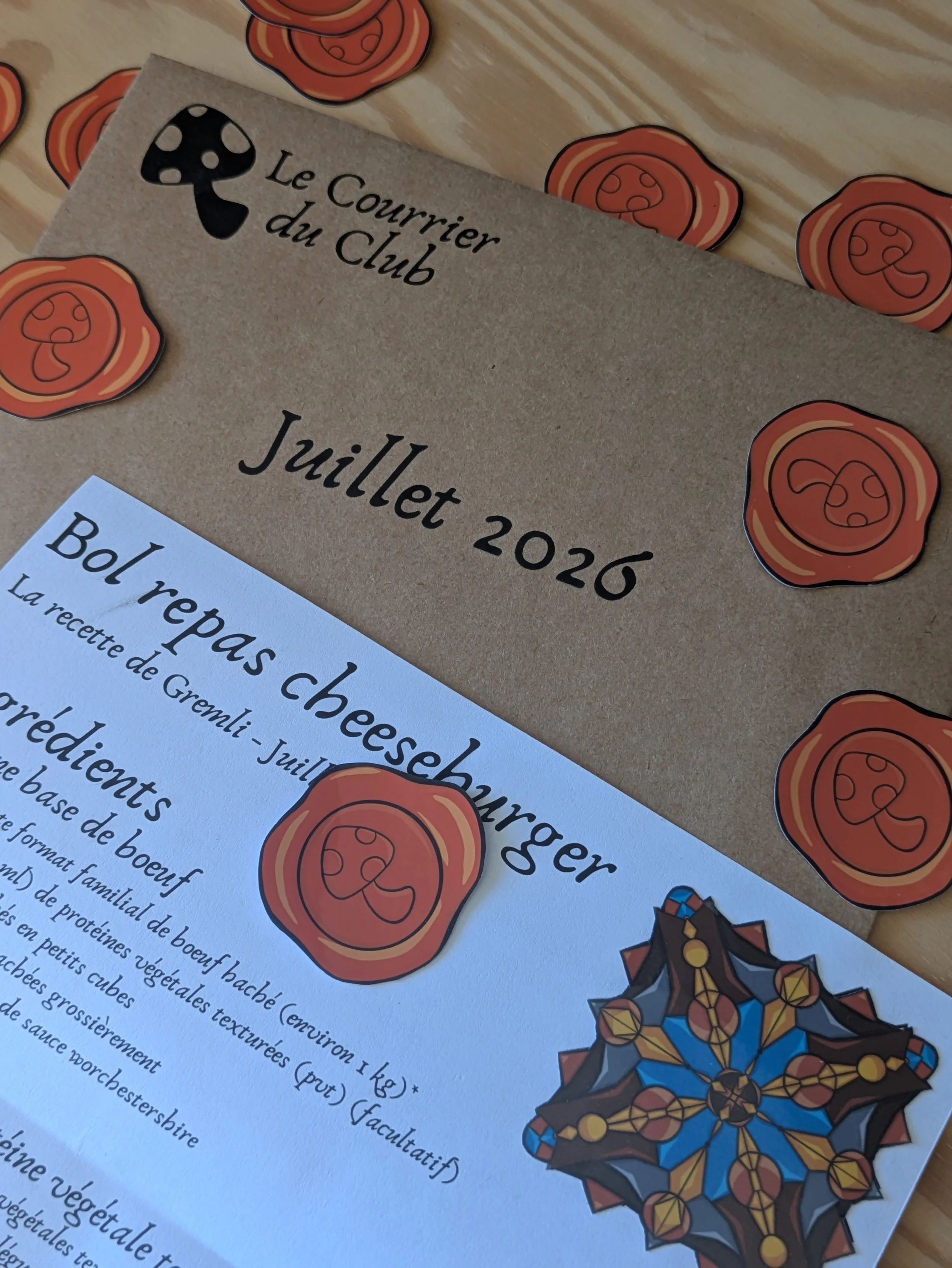 1AnthoCourrierJuillet2026-Badge.jpg