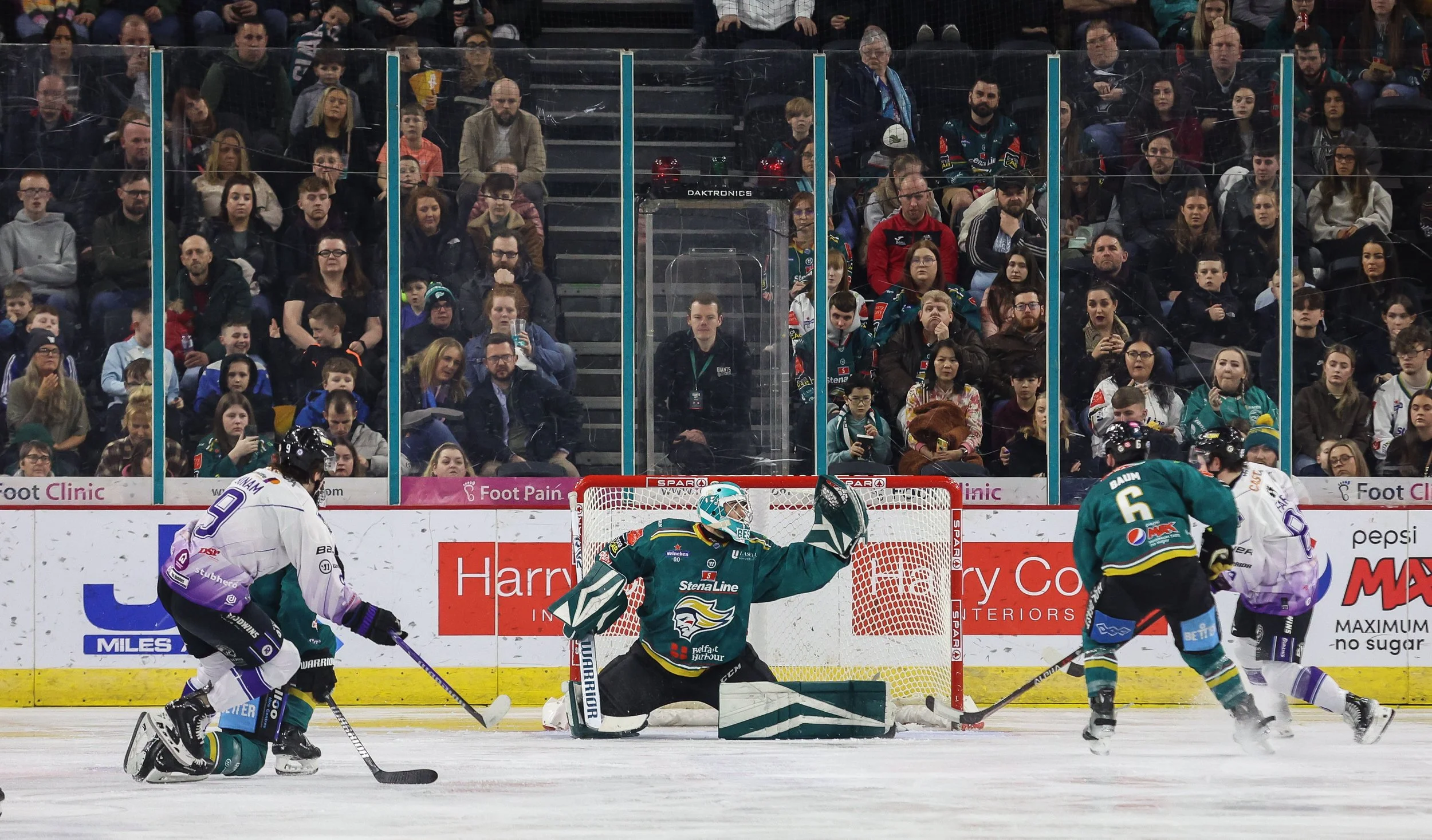 Giants v Manchester Storm_036.jpg