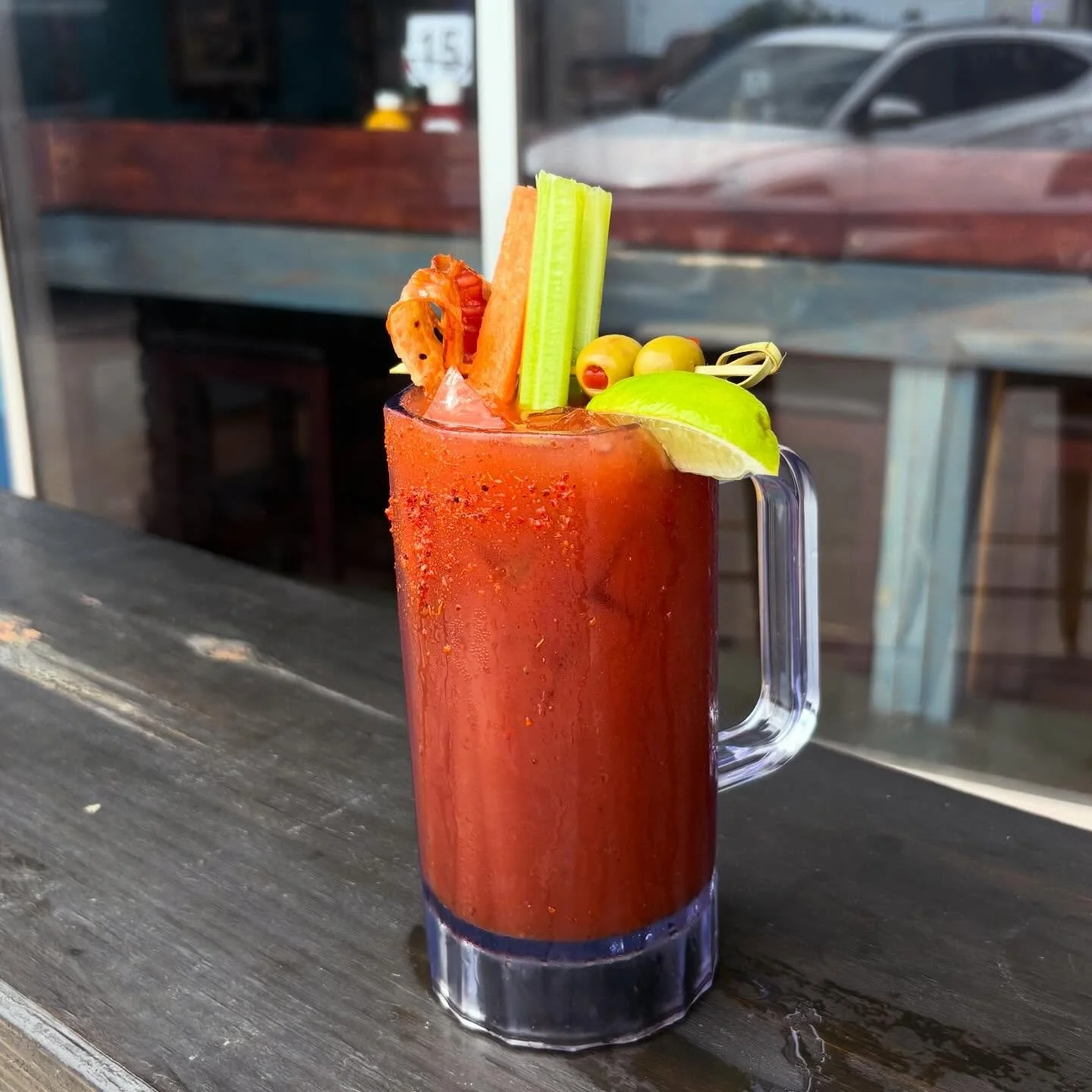 Long weekend? Don&rsquo;t worry, we got you 😉
Swing by Roo Pub Coastal and treat yourself to an awesome Bloody Mary, good food, and those easy coastal vibes.

Full bar, laid-back atmosphere, and everything you need to keep the weekend rolling. See y