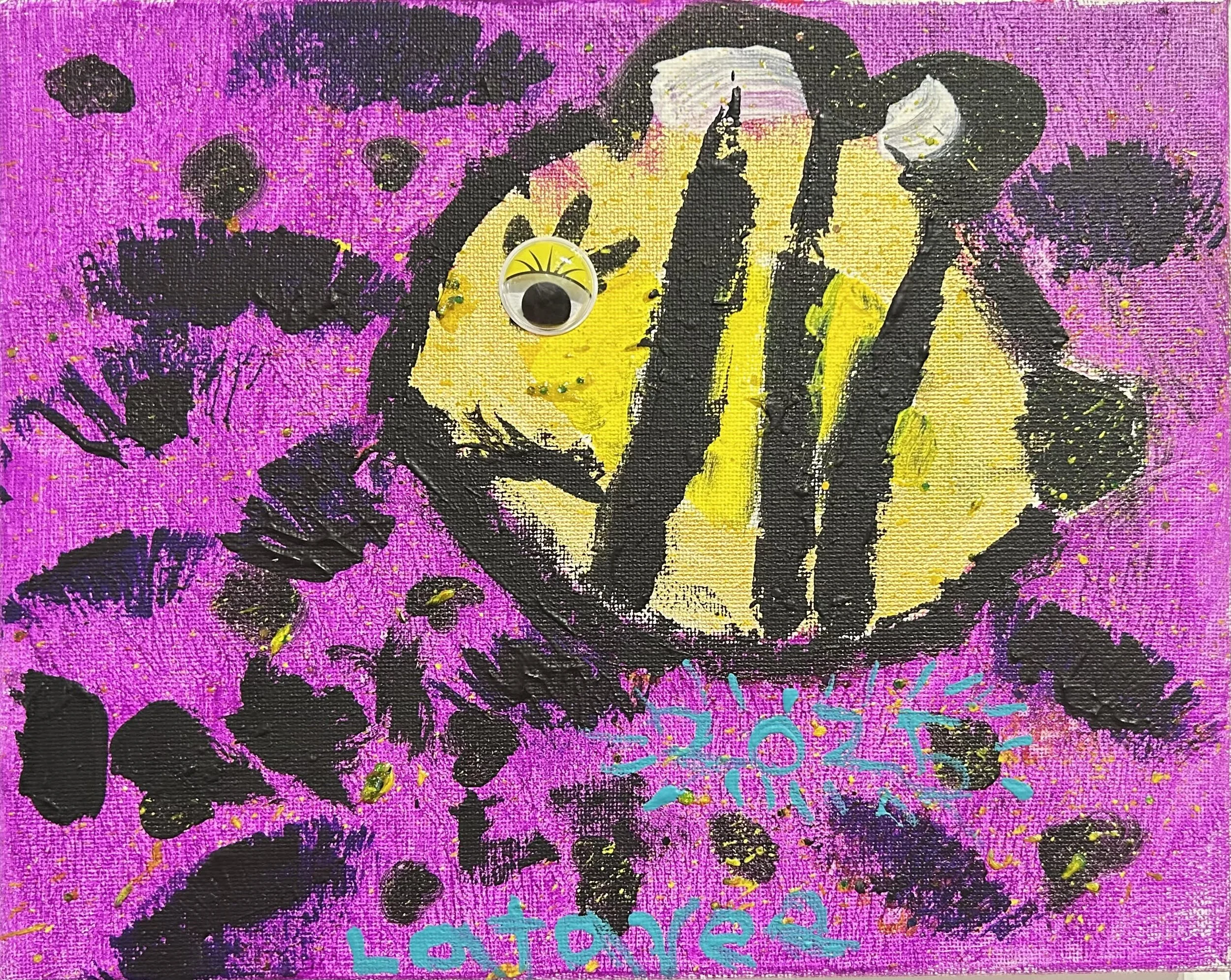   Lataree  The Bee is Aunty Thelma Beetons   