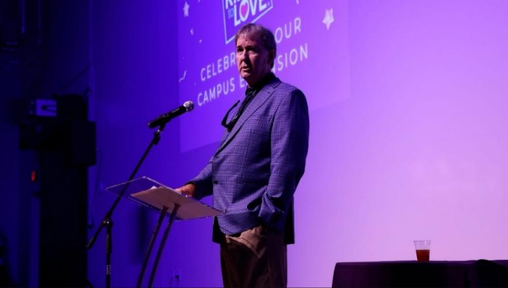 Brad Hill Speaking.png