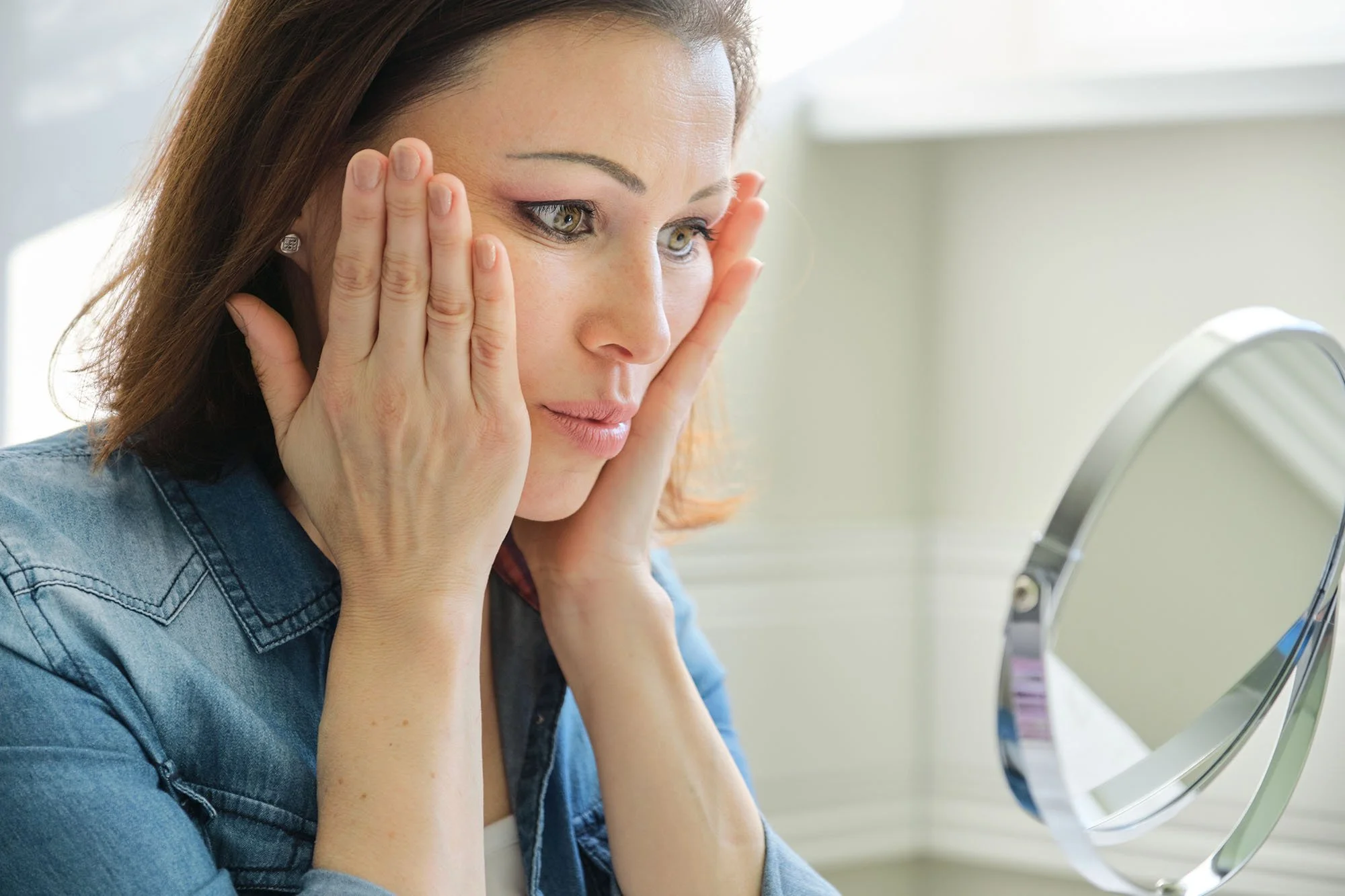 Can You Lift This Without Surgery? Dr. Godley on Thread Lift&nbsp;