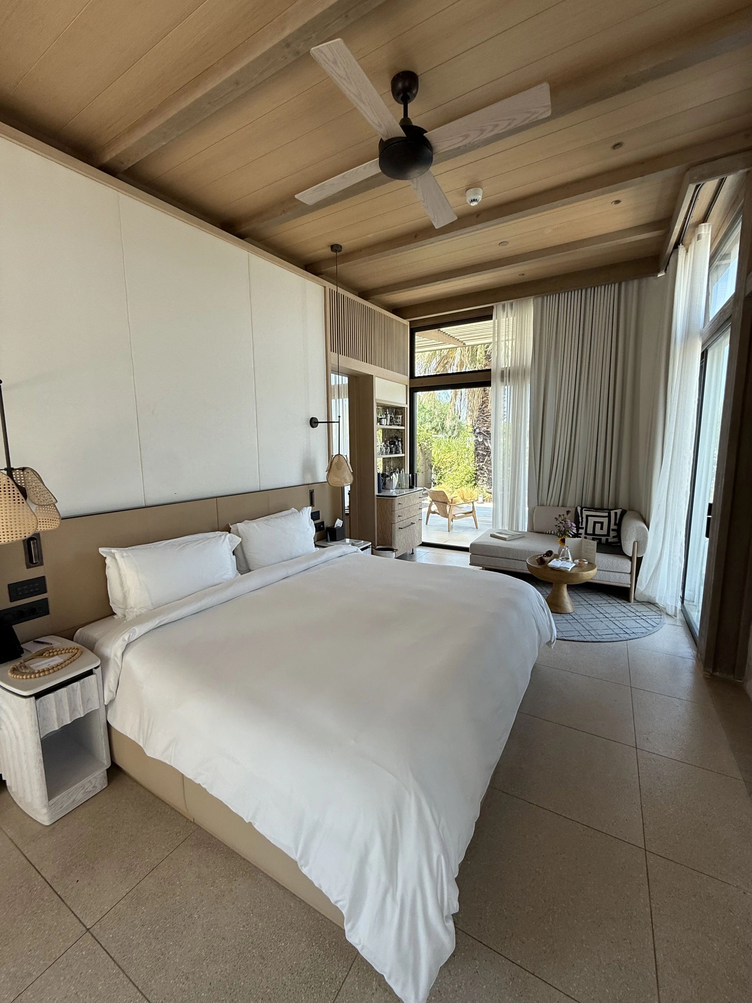 King Aesthesis Bungalow 