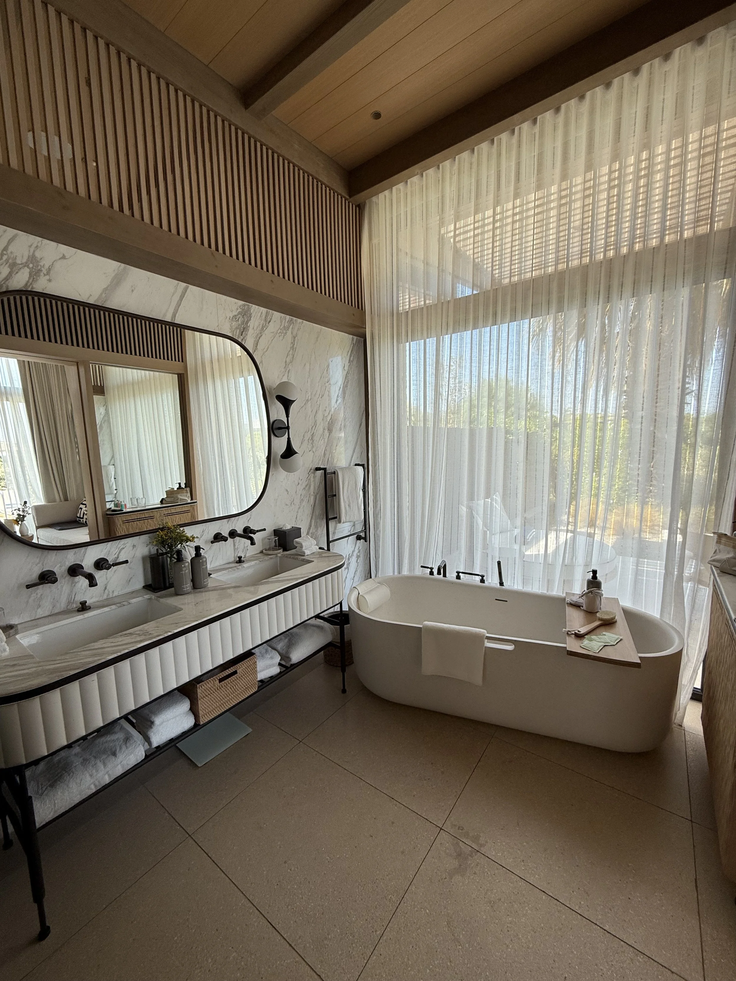 King Aesthesis Bungalow 