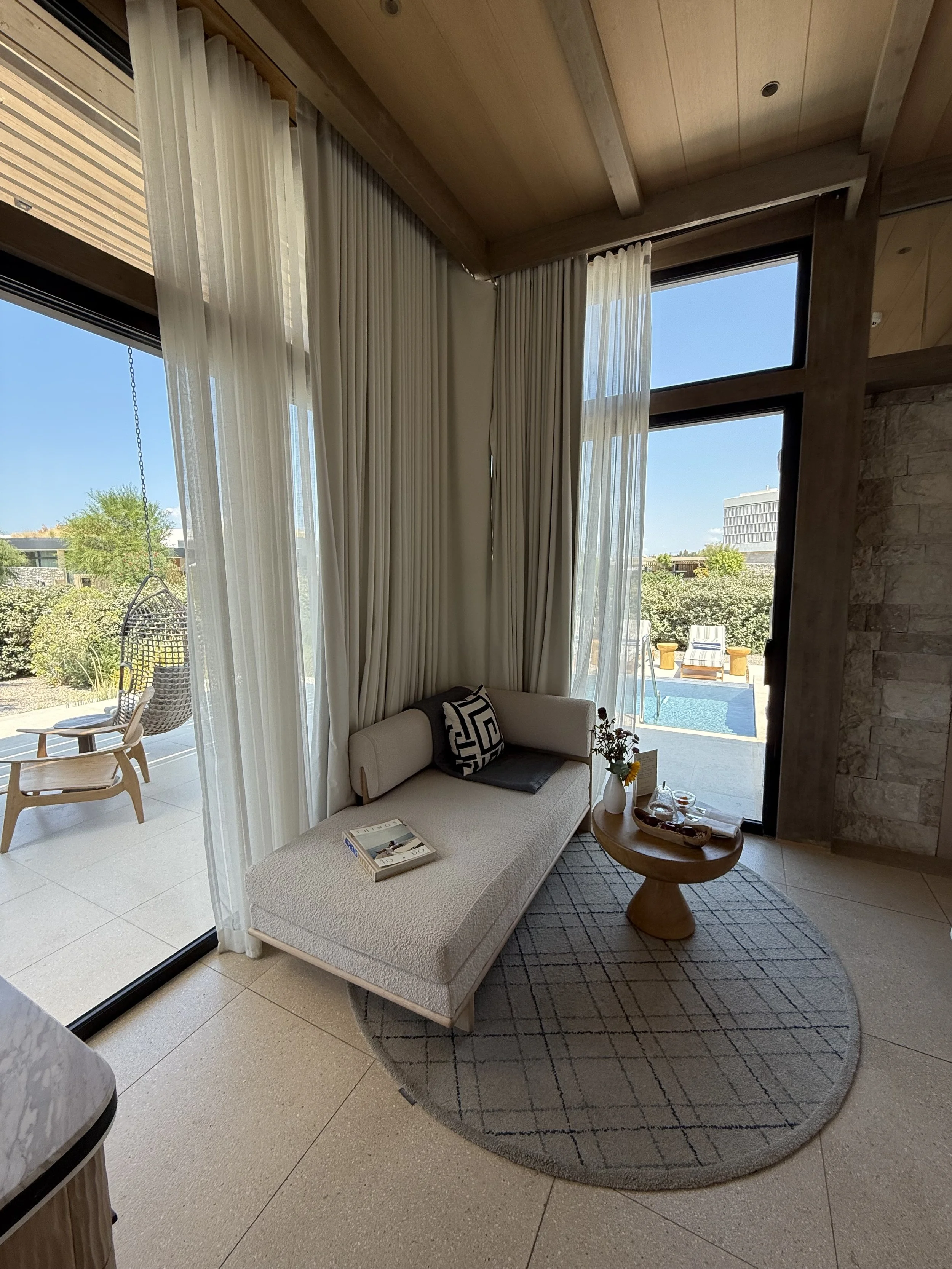 King Aesthesis Bungalow 