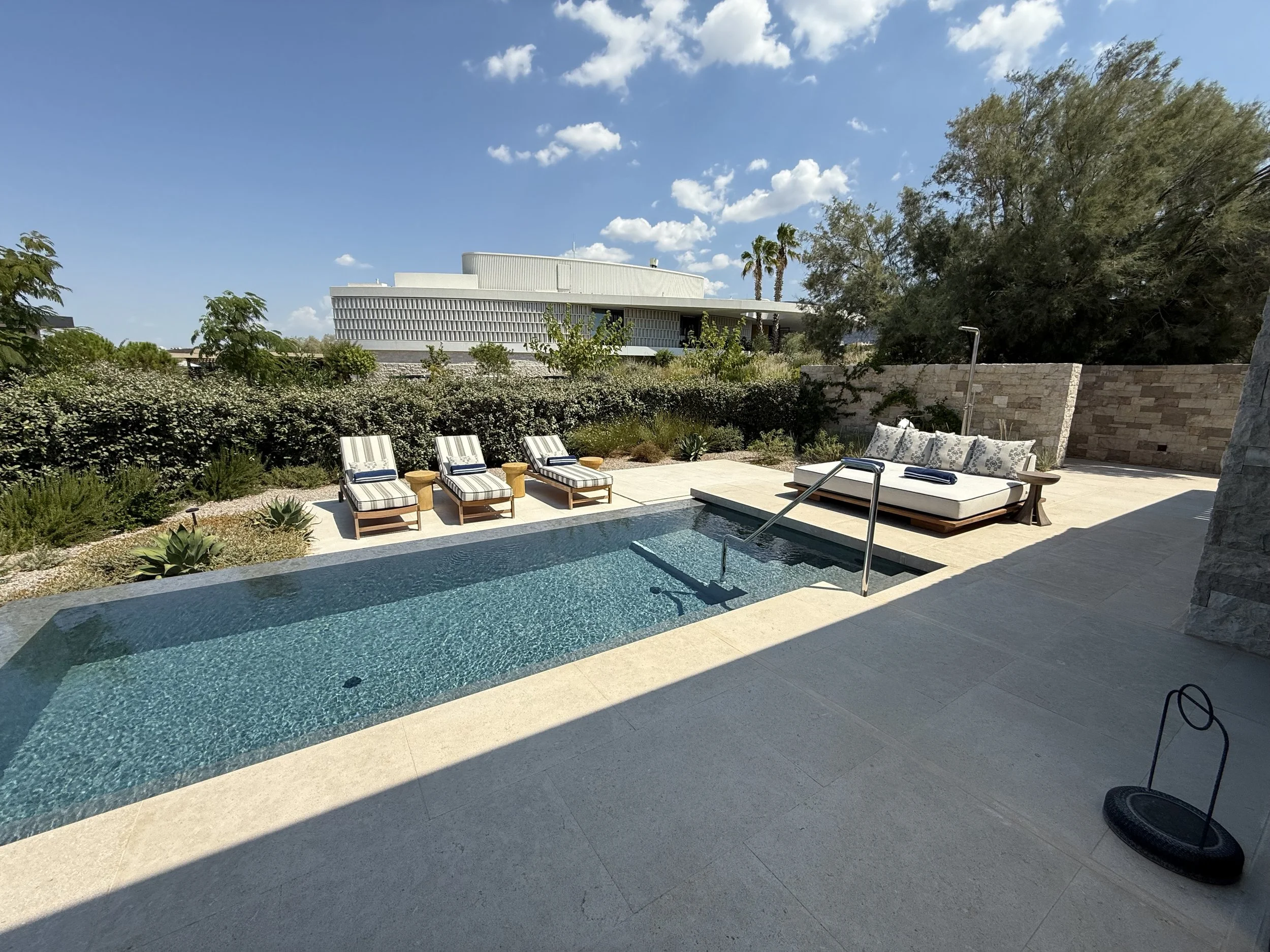 Plunge Pool in the King Aesthesis Bungalow Room