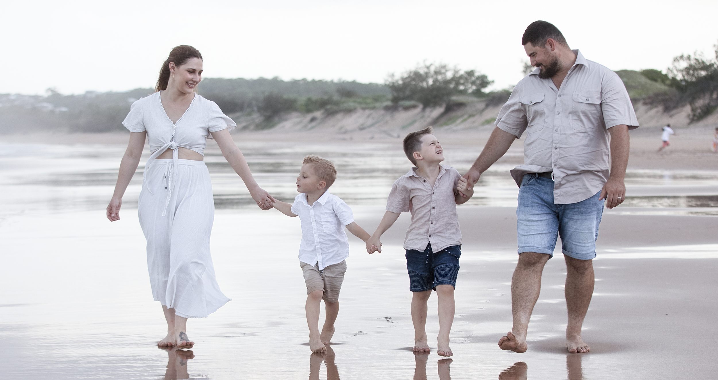 Kayla_Family_MainBeach.png