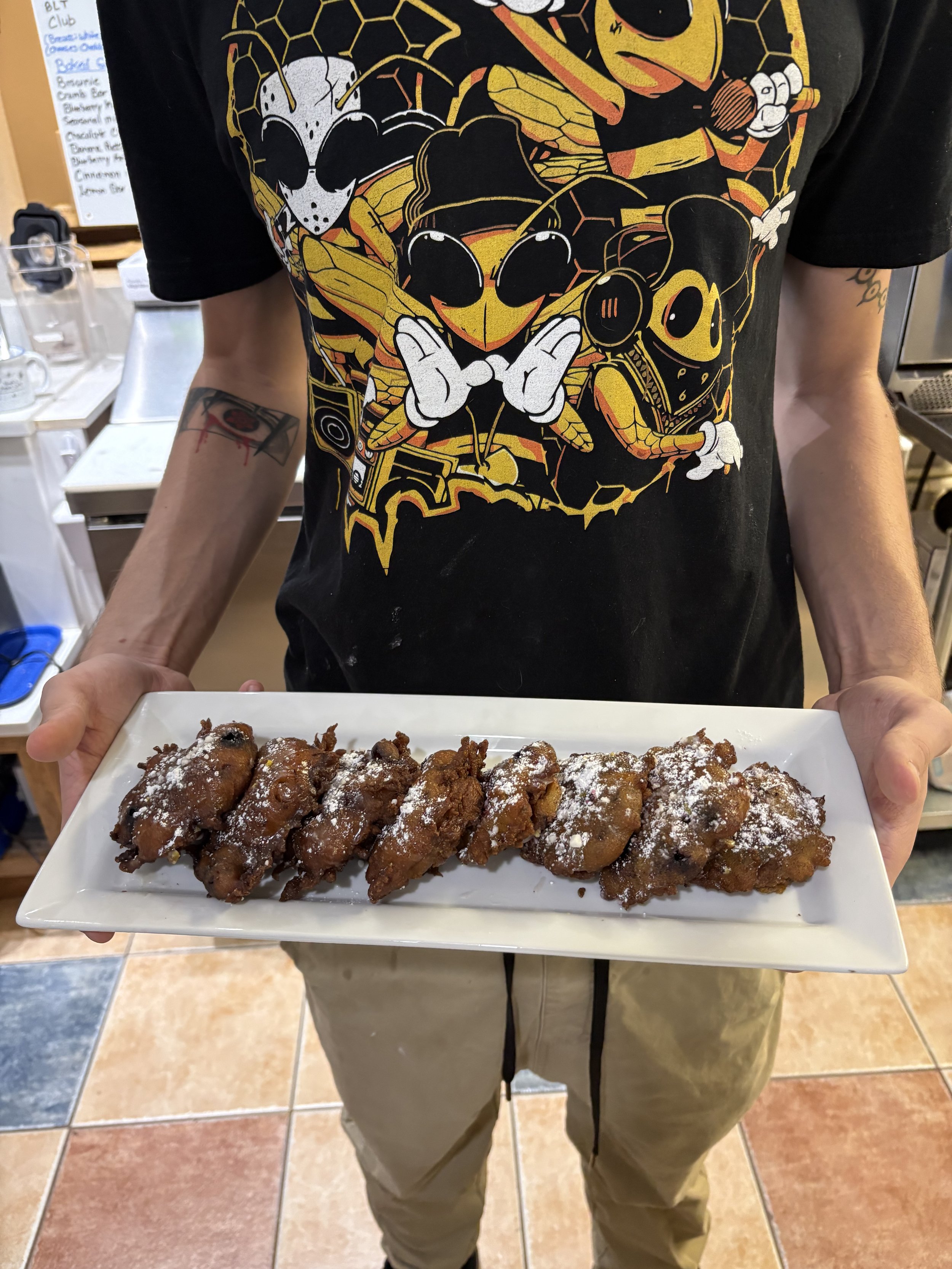 Local guest Chef Brandon L volunteered his time and cooking skills to whip up this perfect summer treat. These delicious Lemon Blueberry fritters flew off the shelf! 