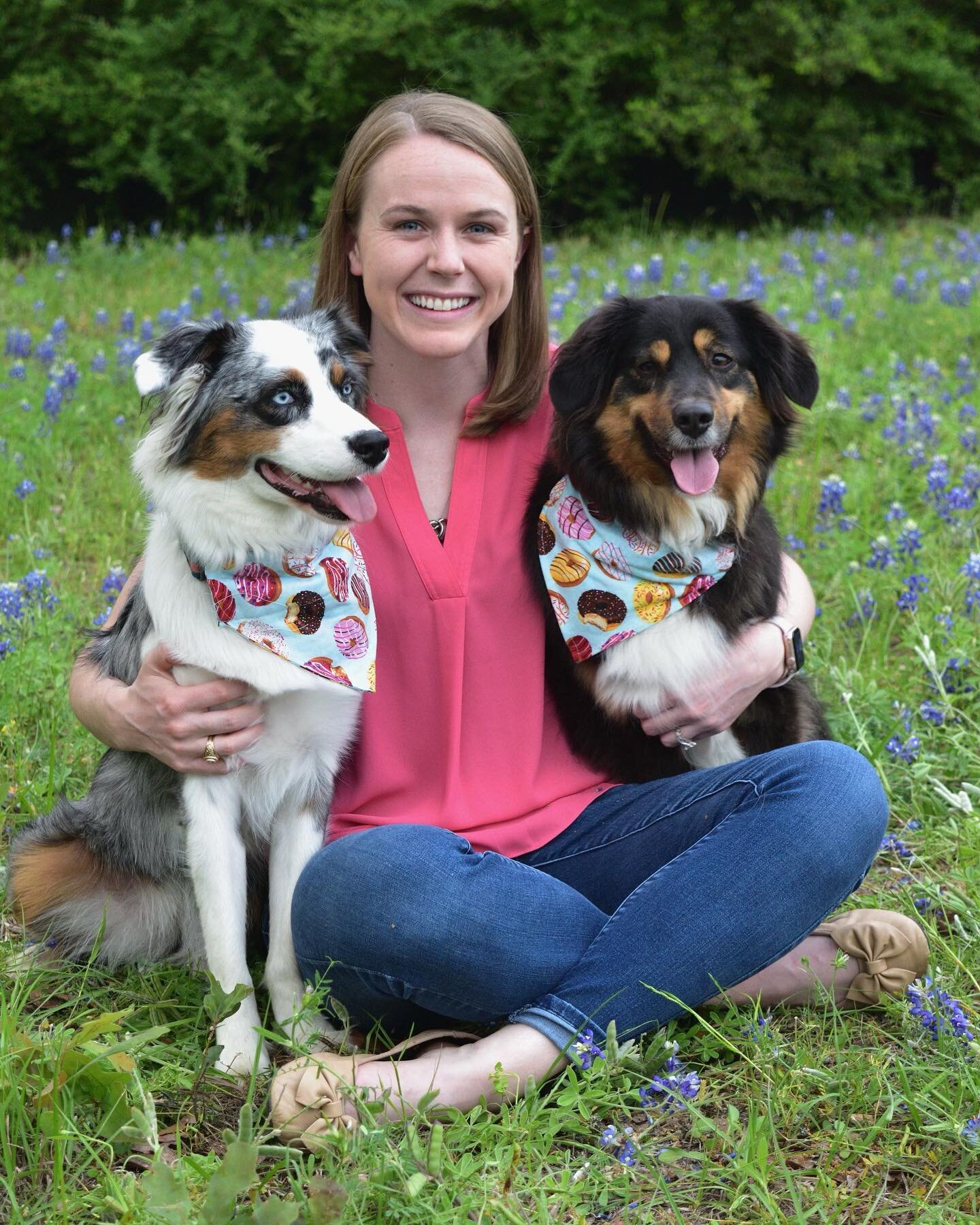 Drumroll please&hellip; 

We would like to officially welcome Dr. Eads to Little Woods Animal Hospital! 

Dr. Erin Eads graduated from Beebe High School and then attended Arkansas State University prior to Veterinary school. She earned an out of stat