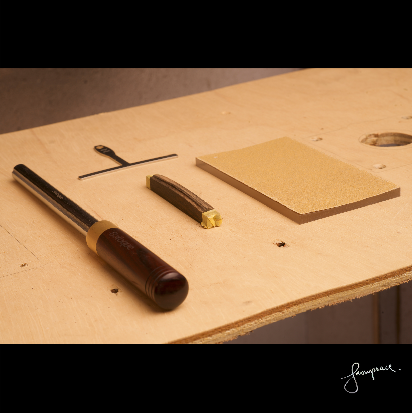 Fret crowning and polishing tool.png