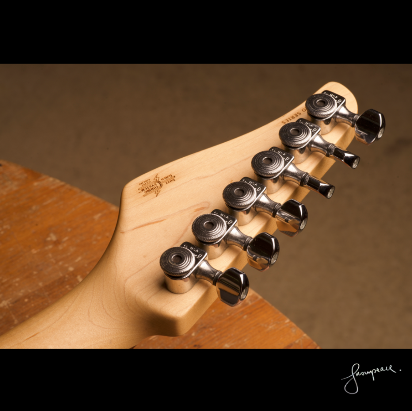 Shur Guitar Tuning system.png