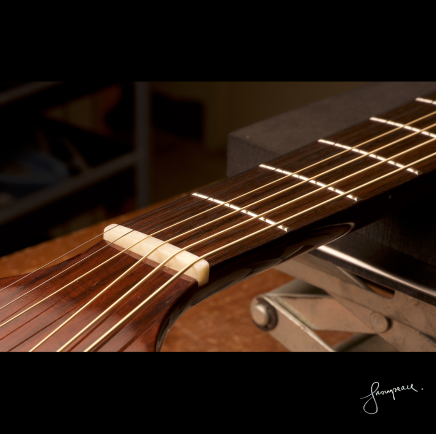 Hong Kong guitar repair.png