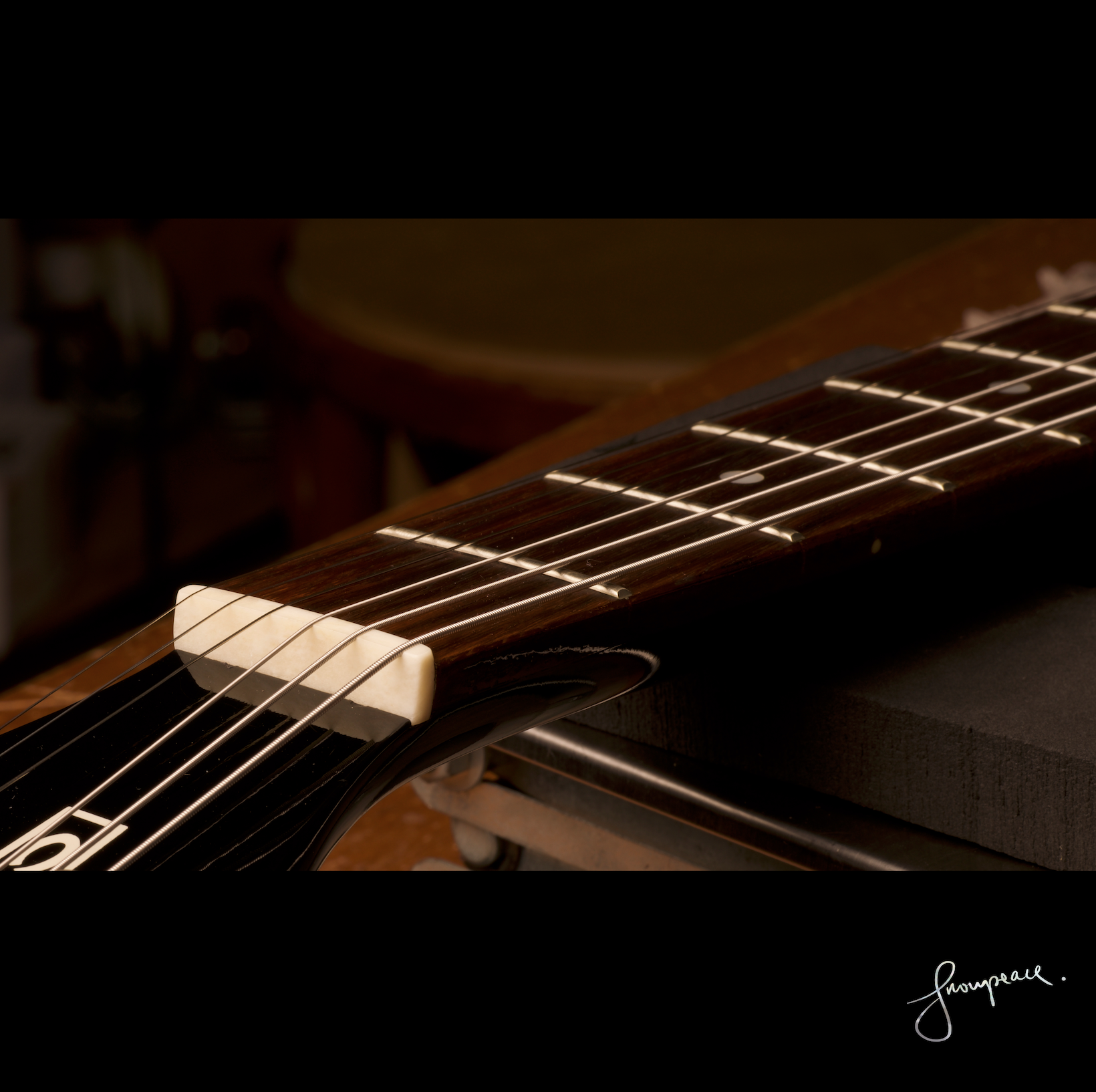 Acoustic guitar nut by snowpeace.png