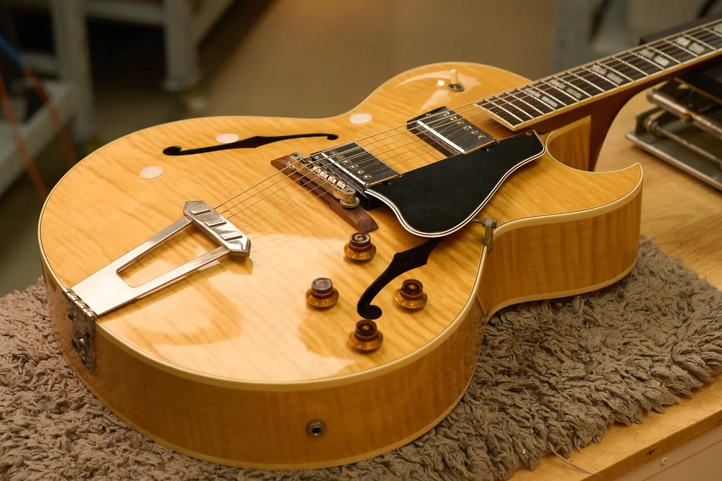 #877 結他維修隨筆：【 Gibson ES-175 Setup 】