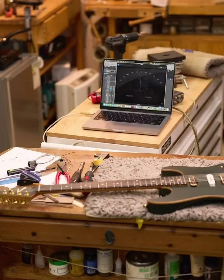 Buzz Feiten／Tom Anderson Setup 工房過程 – Buzz Feiten setup process stills