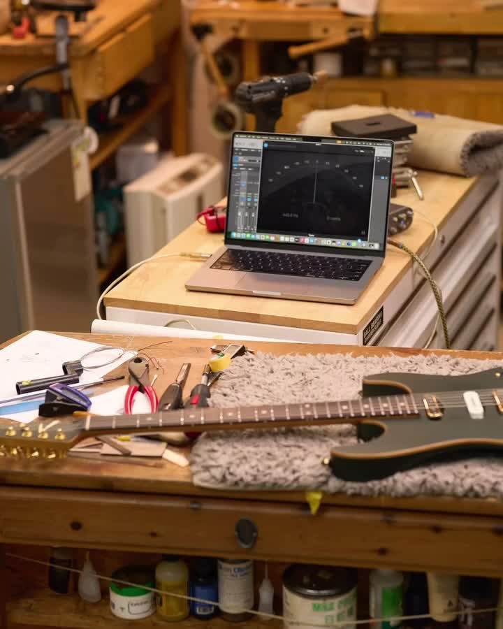 Buzz Feiten／Tom Anderson Setup 工房過程 – Buzz Feiten setup process stills
